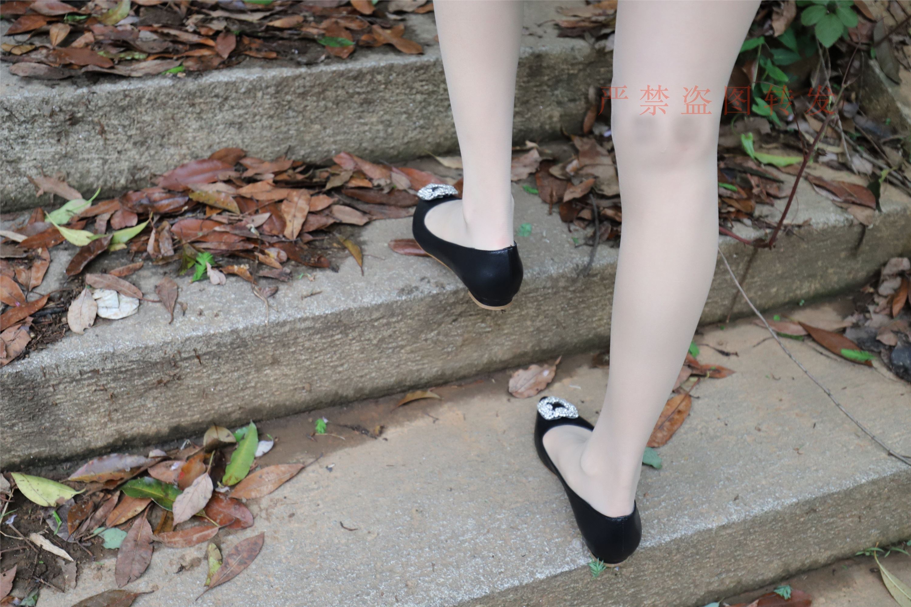 大西瓜套图 2018 4月活动 模特一 制服包裙2