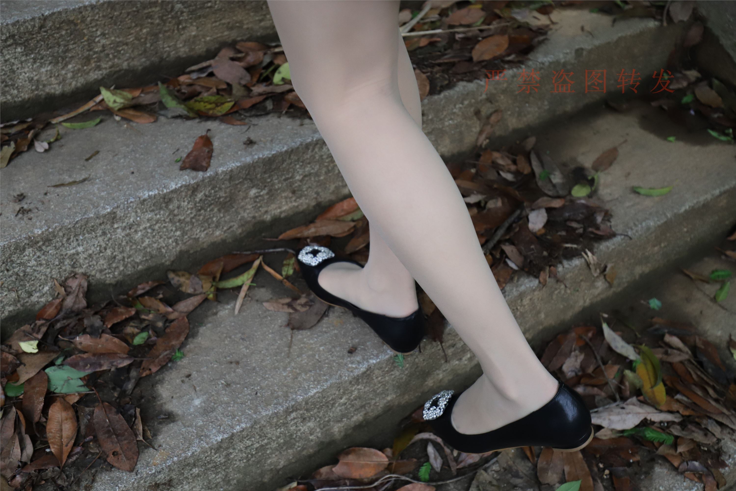 大西瓜套图 2018 4月活动 模特一 制服包裙2