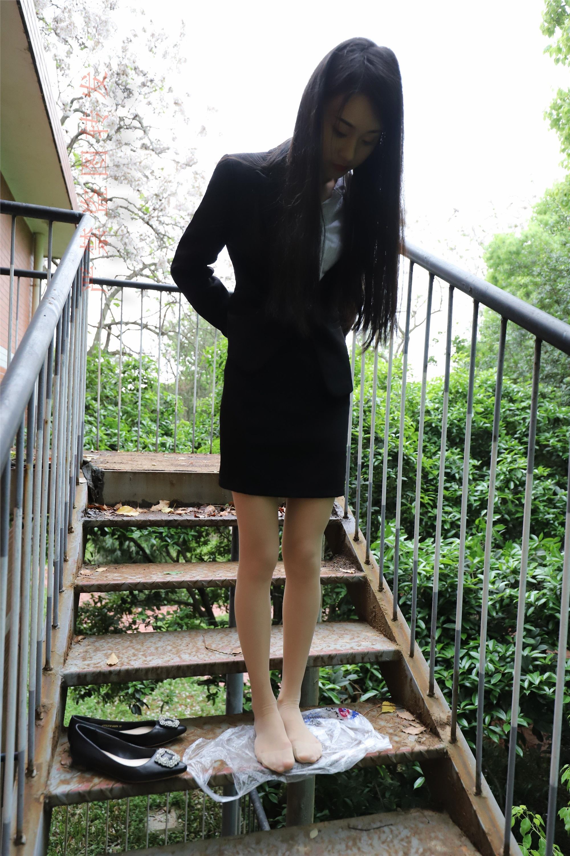 大西瓜套图 2018 4月活动 模特一 制服包裙4