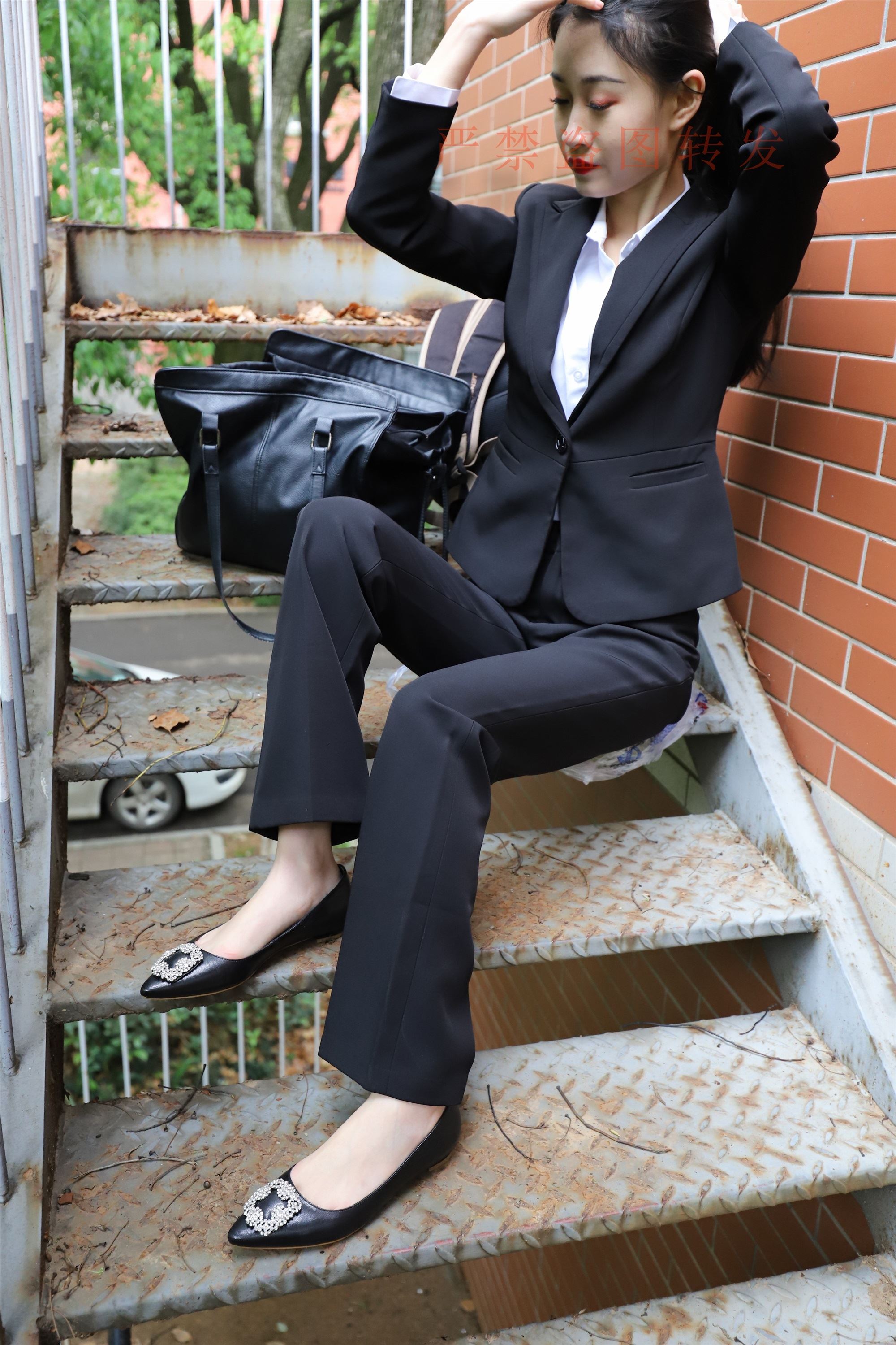 大西瓜套图 2018 4月活动 模特一 制服长裤2