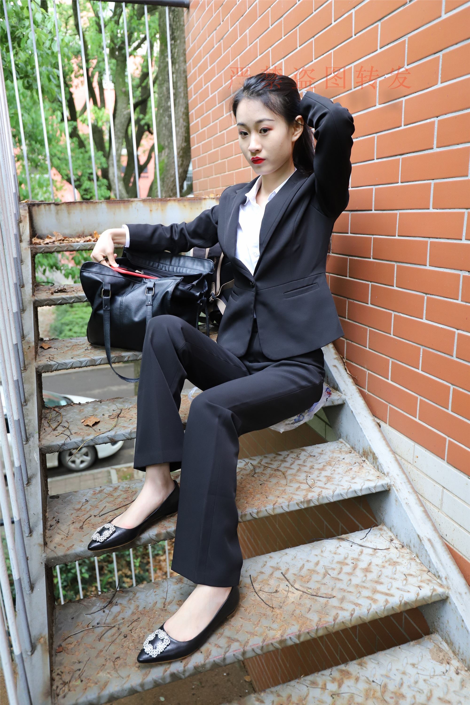 大西瓜套图 2018 4月活动 模特一 制服长裤2