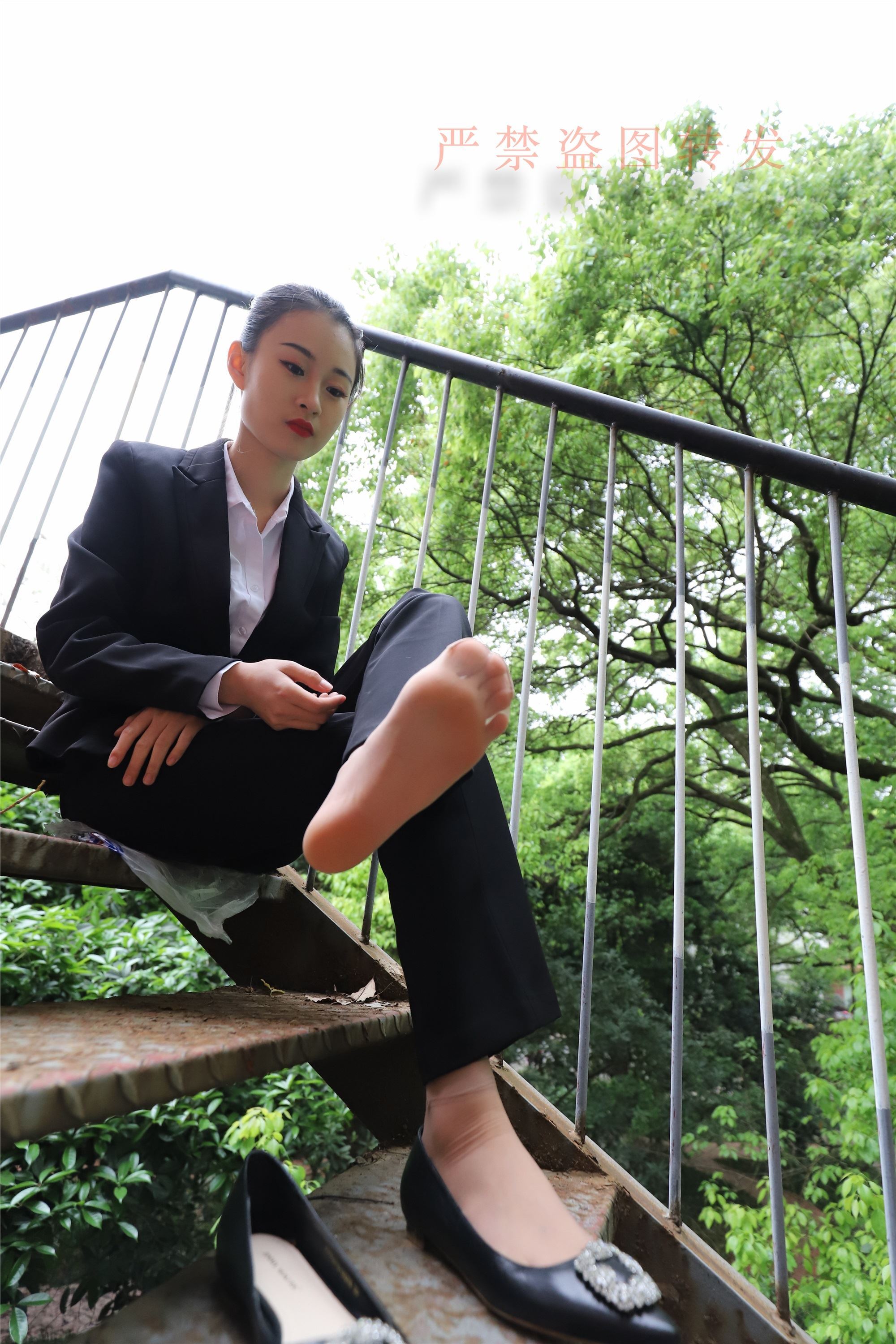 大西瓜套图 2018 4月活动 模特一 制服长裤2