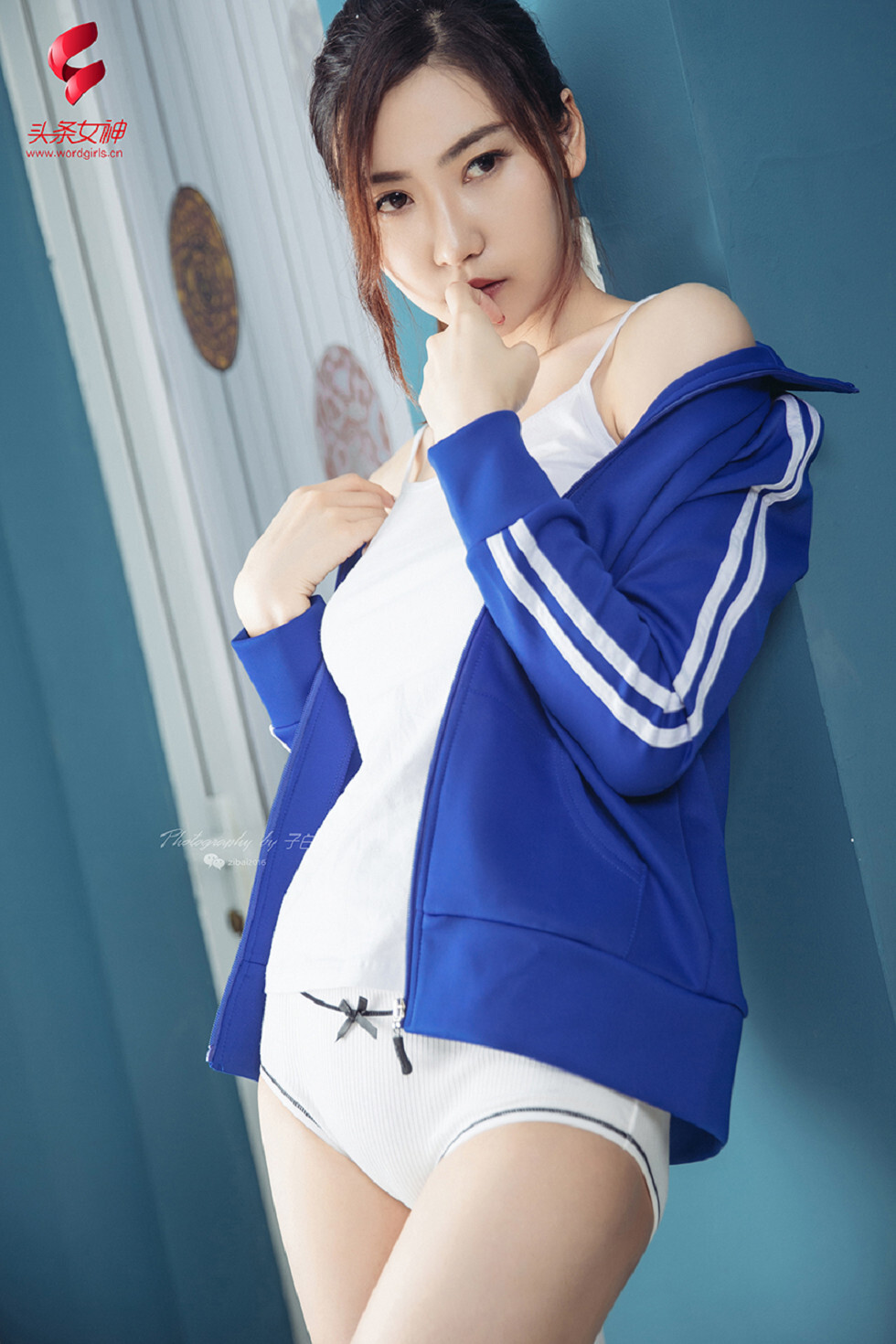 TouTiao头条女神 2019-08-12 舒文