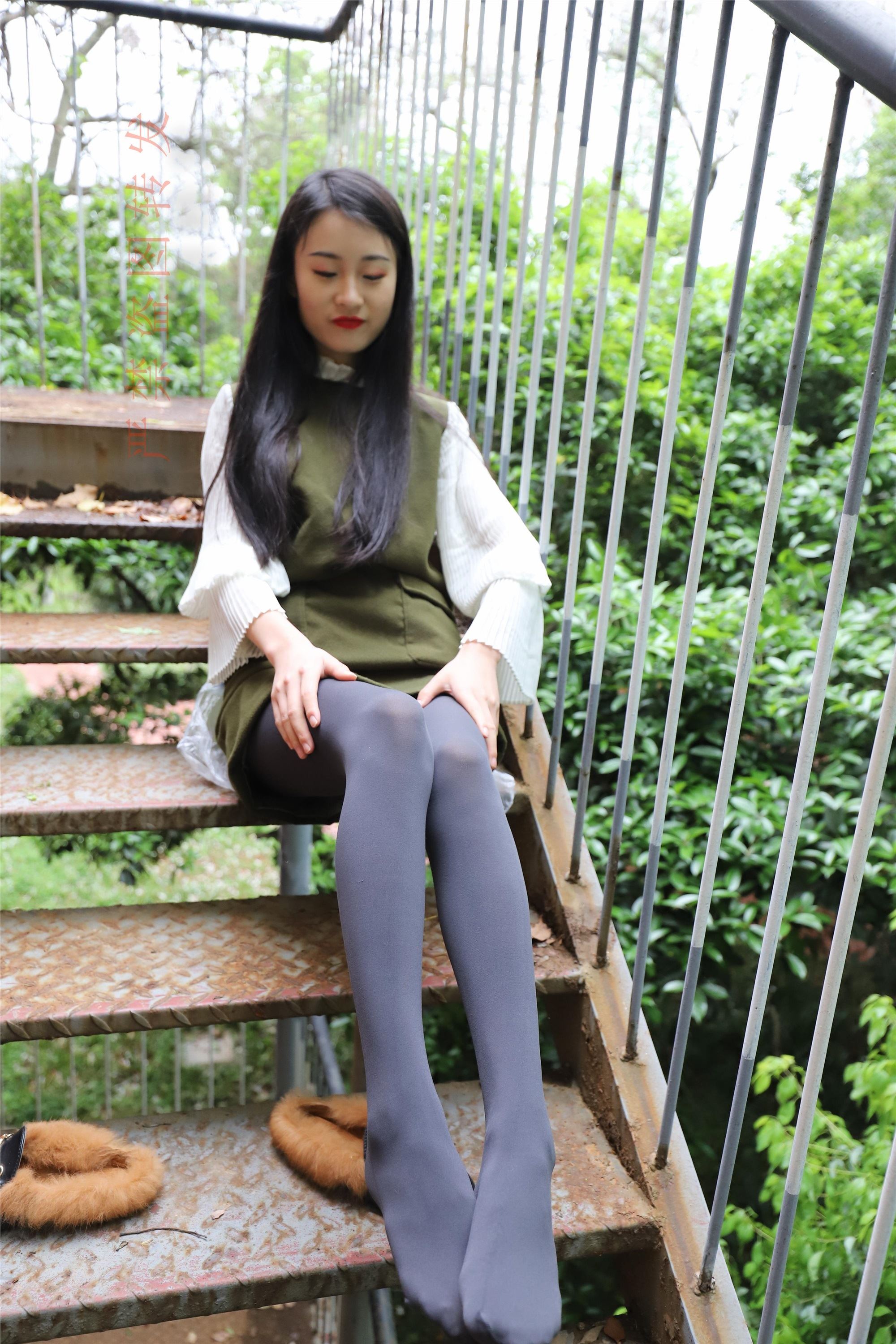 大西瓜套图  2018 4月活动 模特一灰厚3