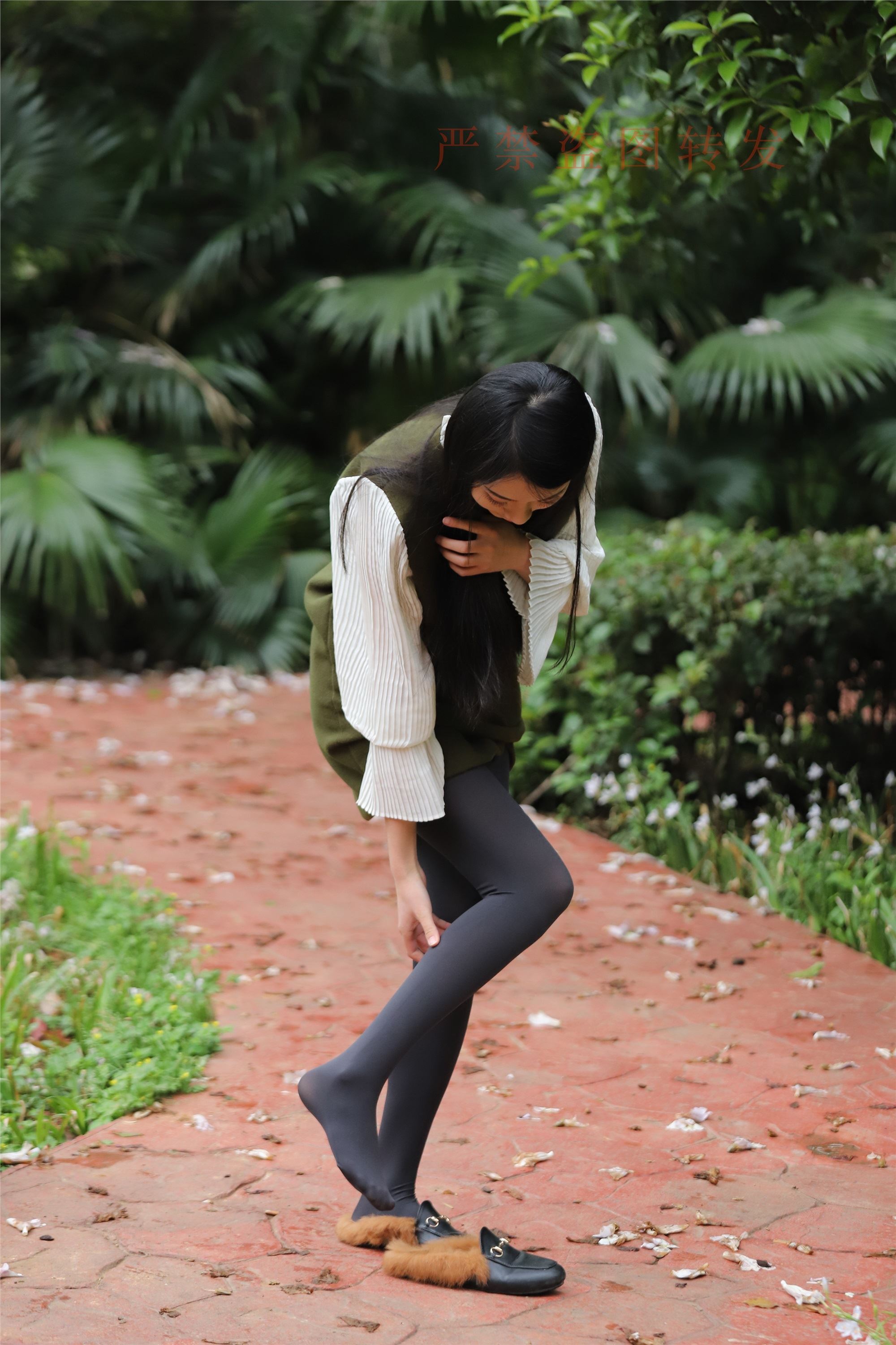 大西瓜套图  2018 4月活动 模特一灰厚3