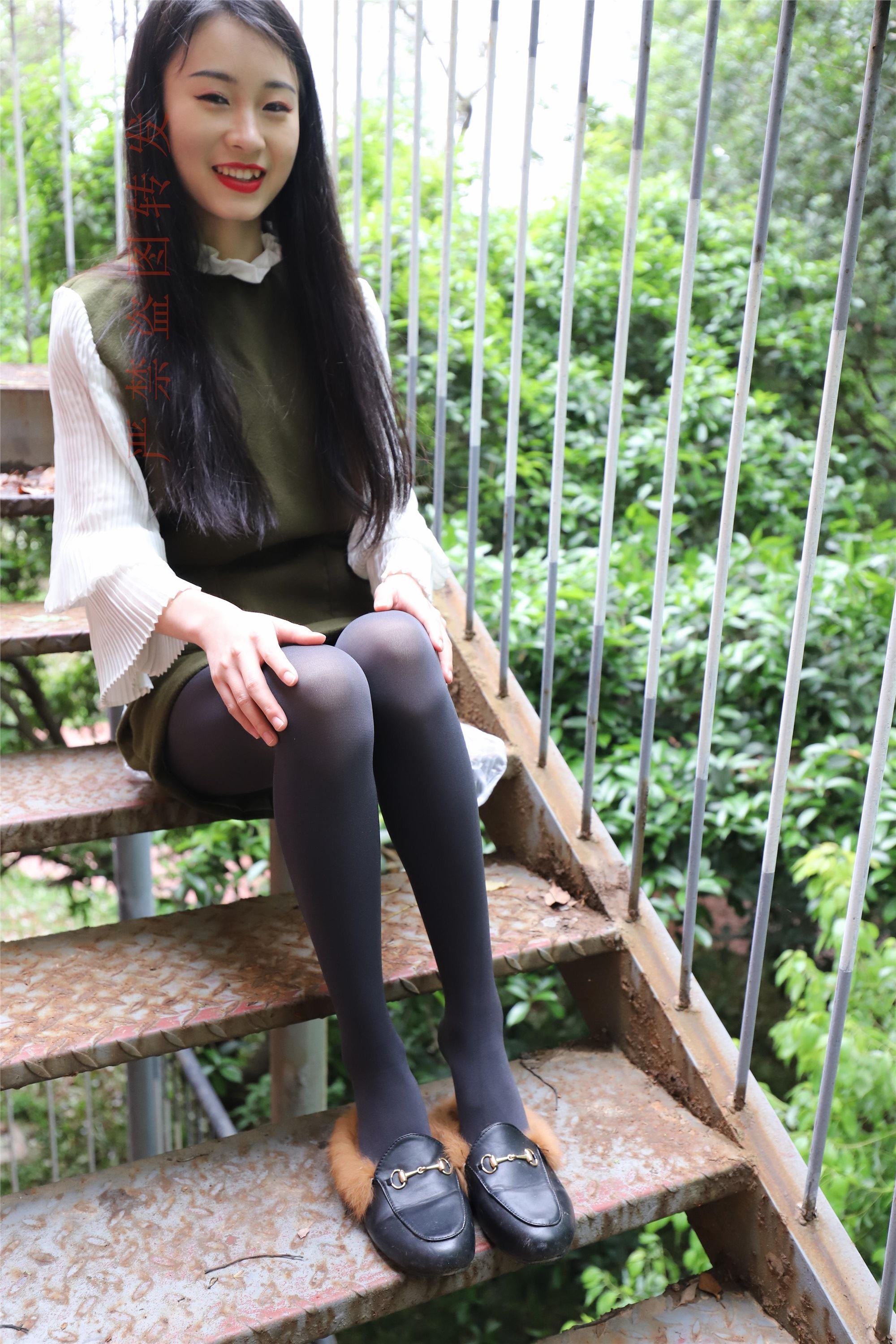 大西瓜套图  2018 4月活动 模特一灰厚4