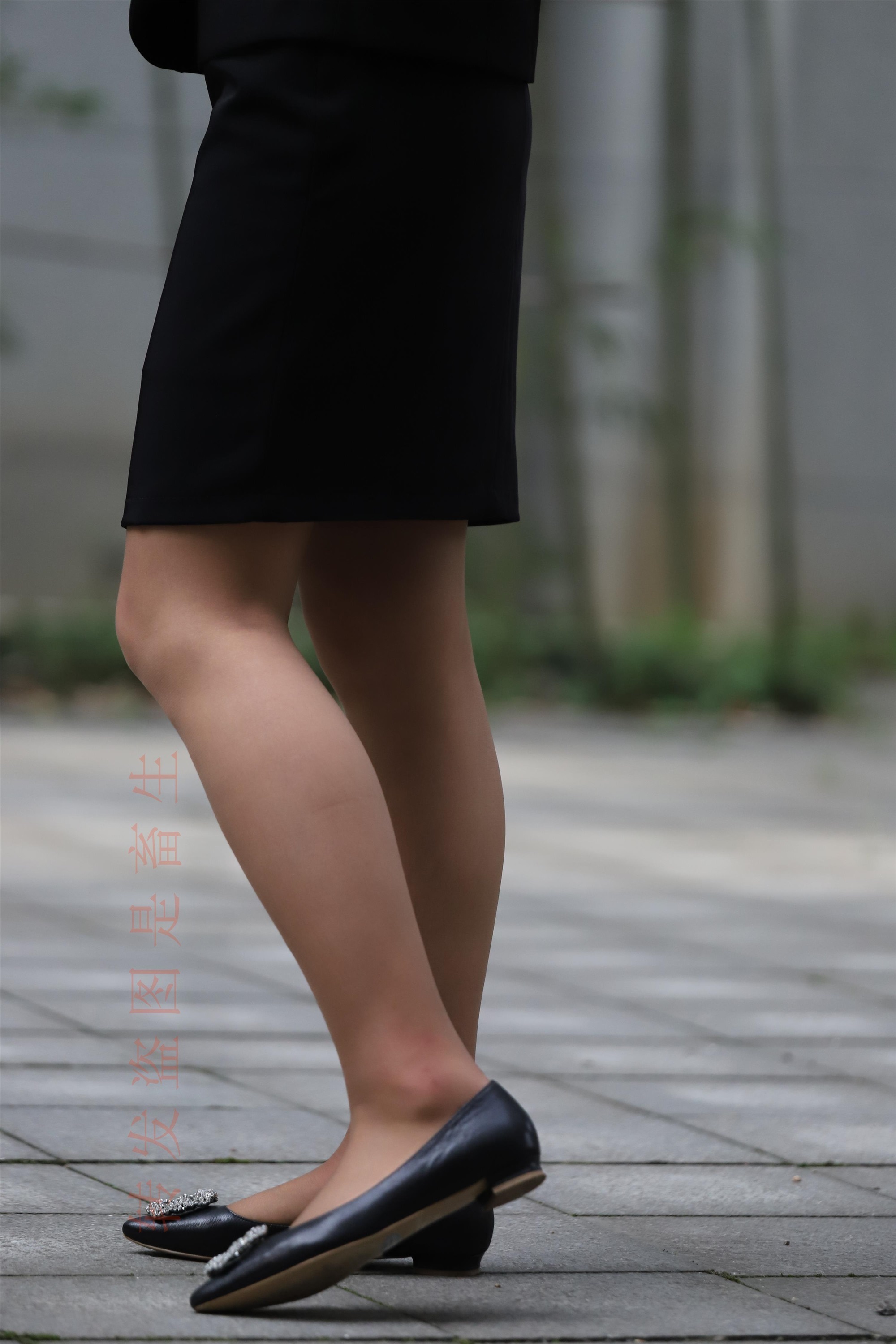 大西瓜套图  2018 4月活动 模特二 职业装薄灰