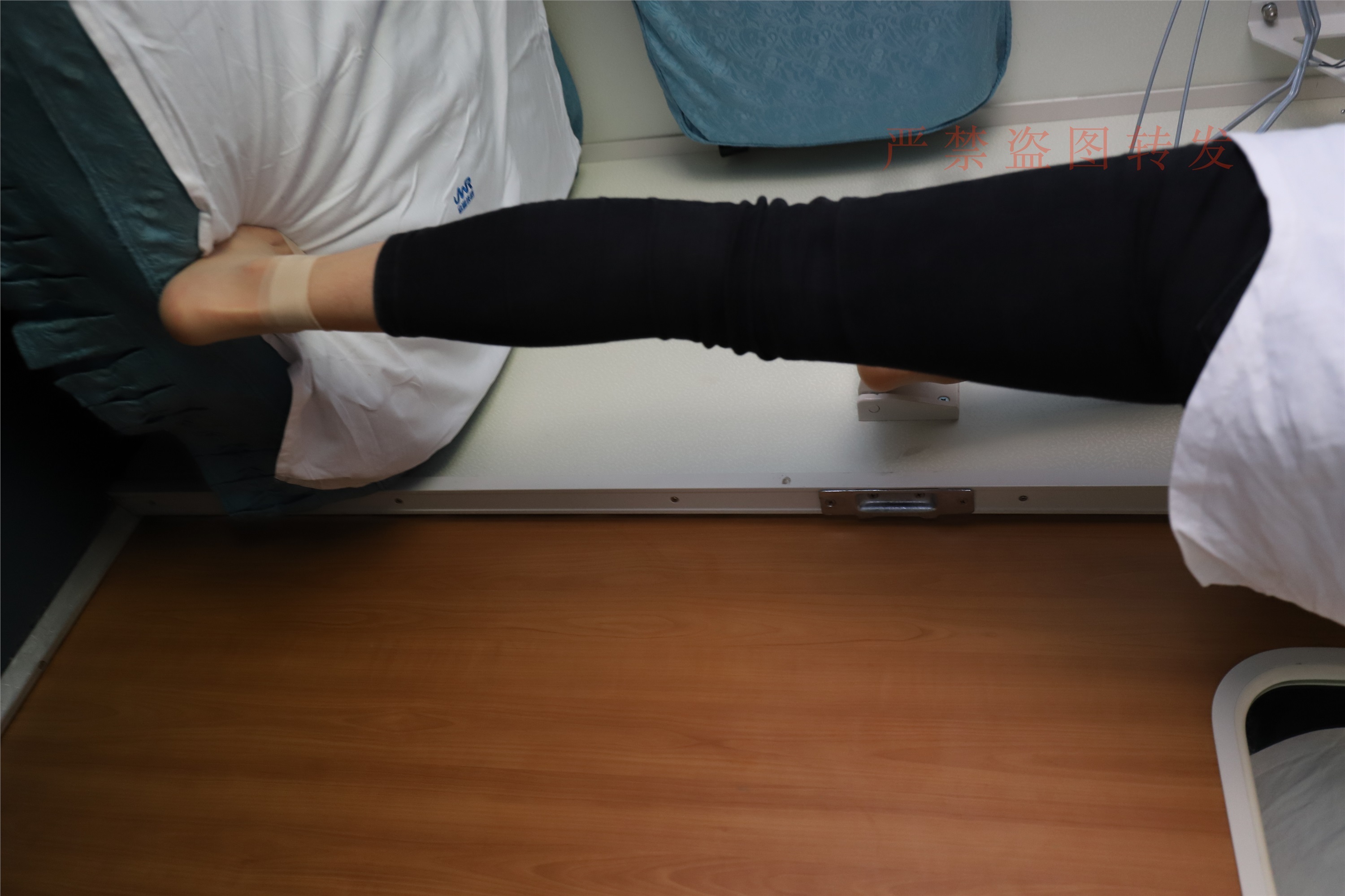 大西瓜套图  2018 5月活动 模特1 短丝1