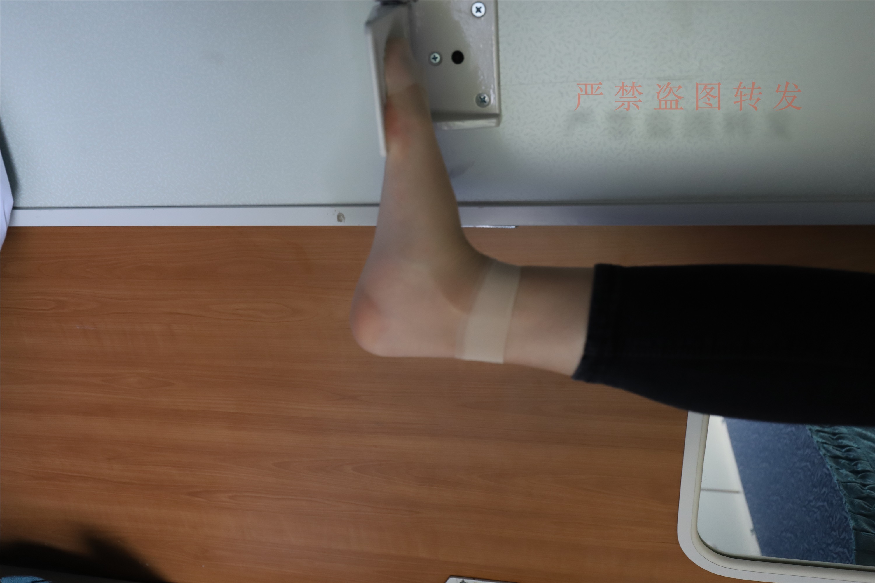 大西瓜套图  2018 5月活动 模特1 短丝1