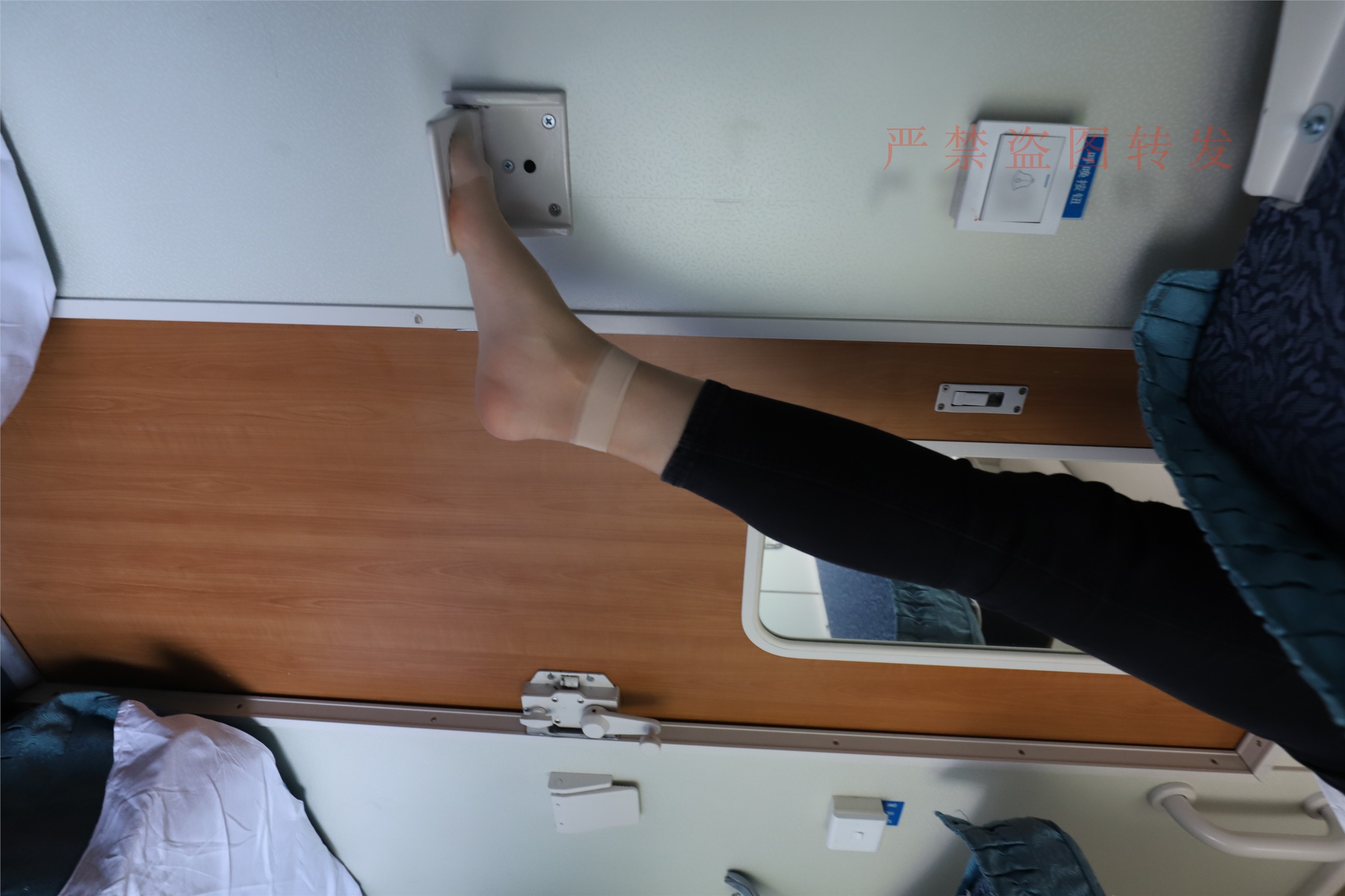 大西瓜套图  2018 5月活动 模特1 短丝1