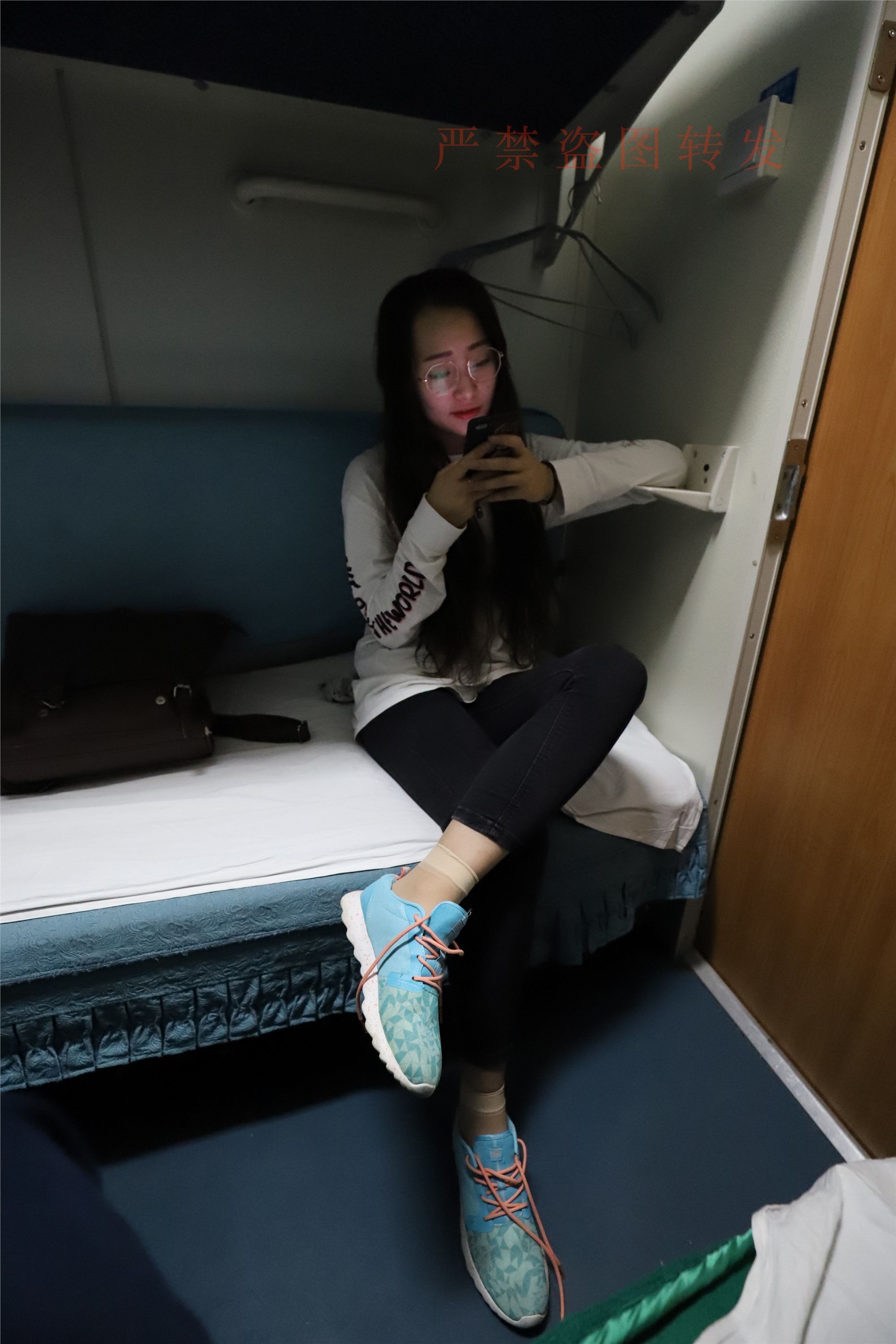 大西瓜套图  2018 5月活动 模特1 短丝1