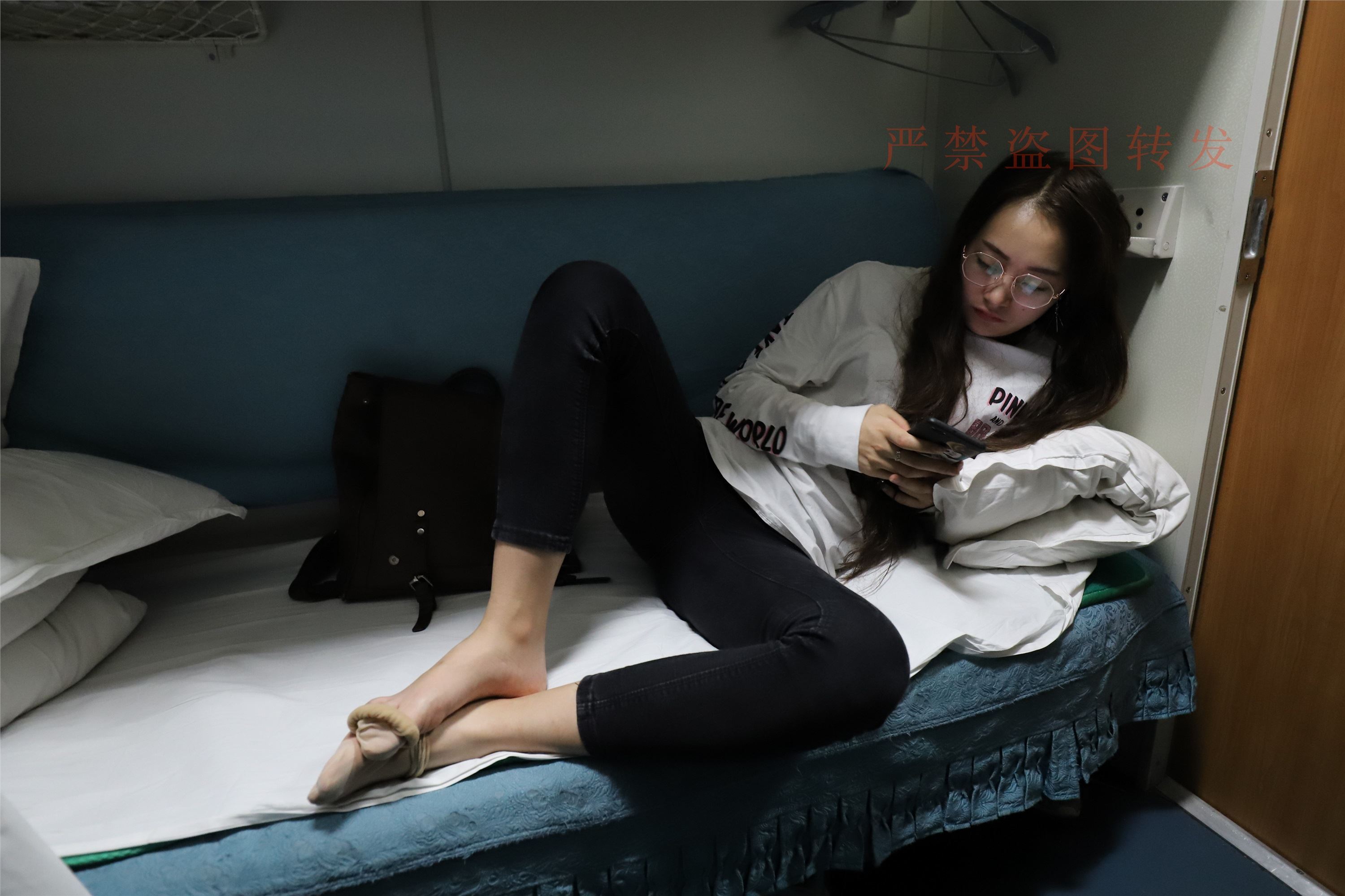 大西瓜套图  2018 5月活动 模特1 短丝2