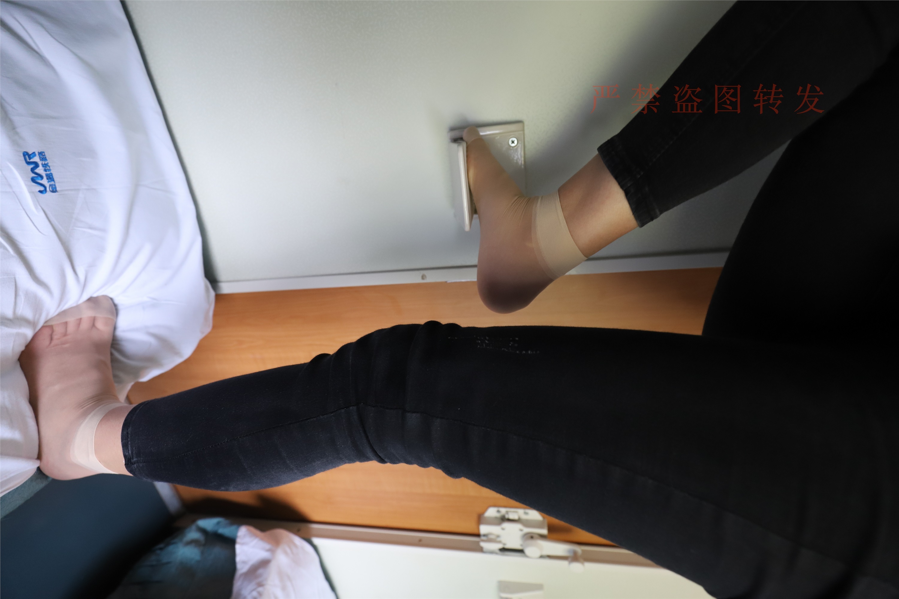 大西瓜套图  2018 5月活动 模特1 短丝2