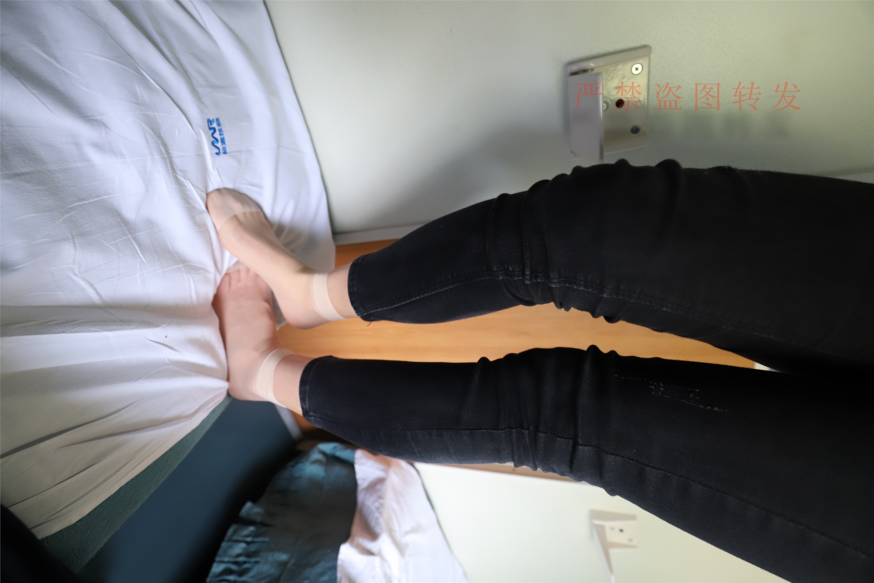 大西瓜套图  2018 5月活动 模特1 短丝2