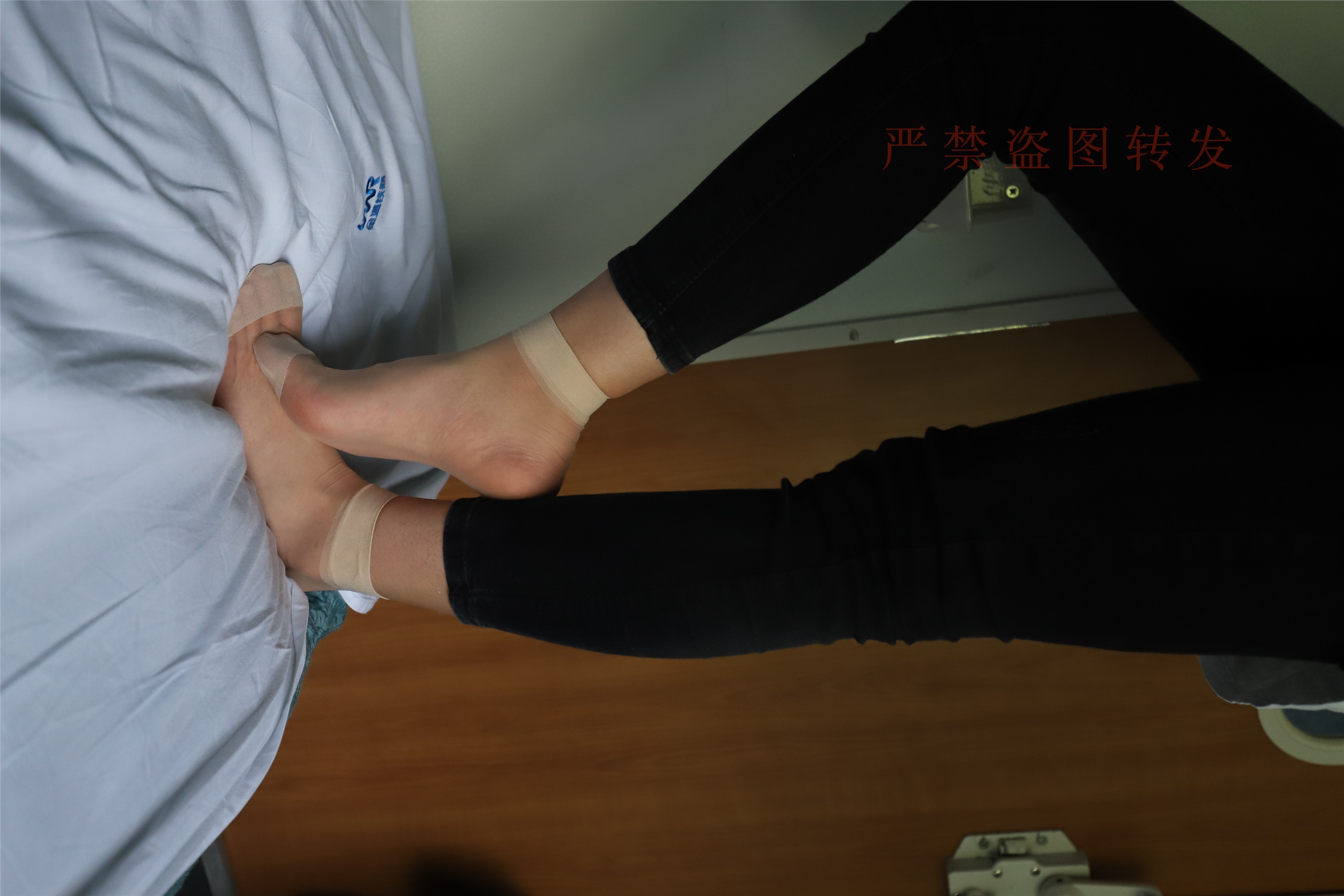 大西瓜套图  2018 5月活动 模特1 短丝2