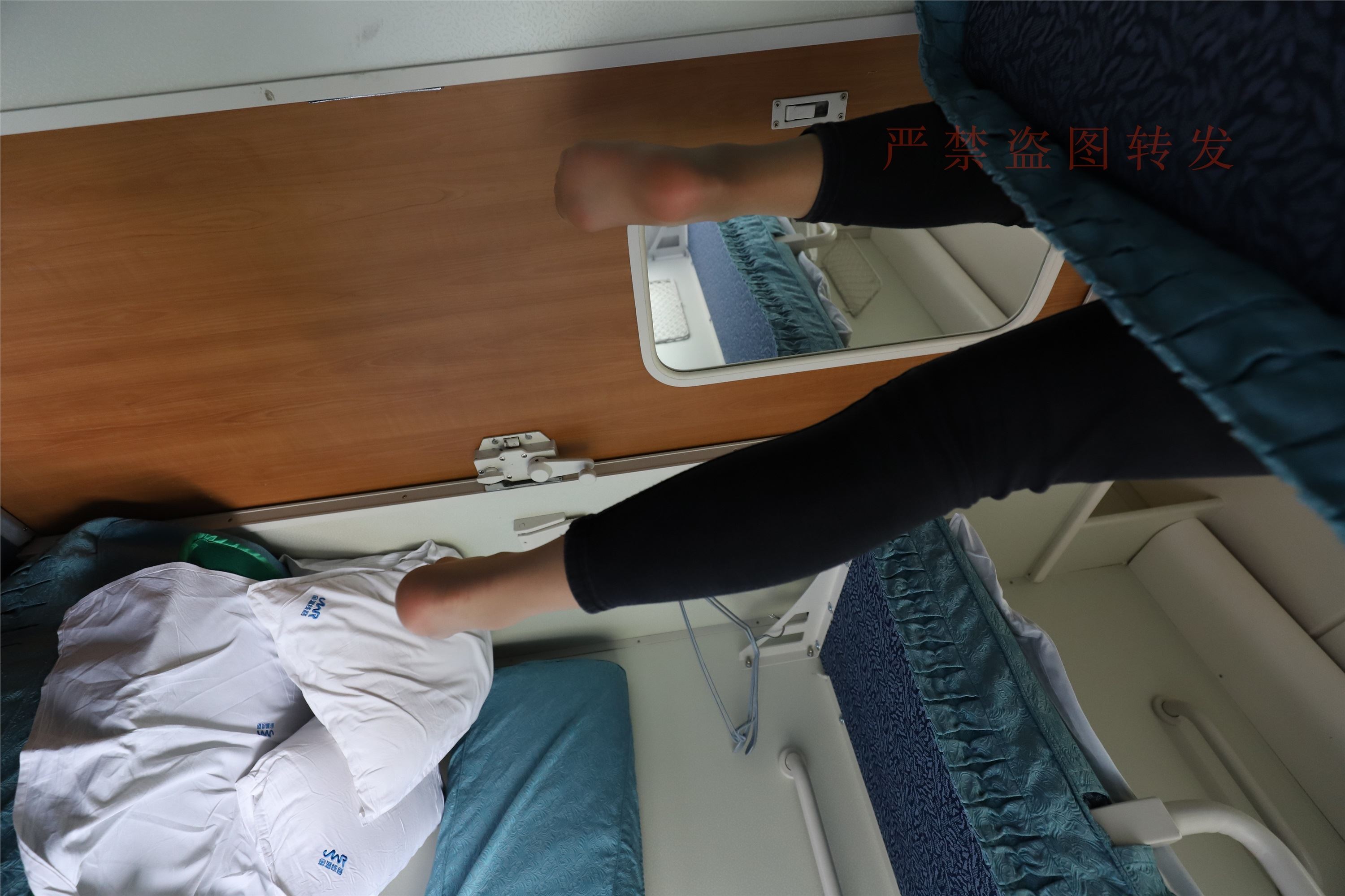 大西瓜套图  2018 5月活动 模特1 长丝