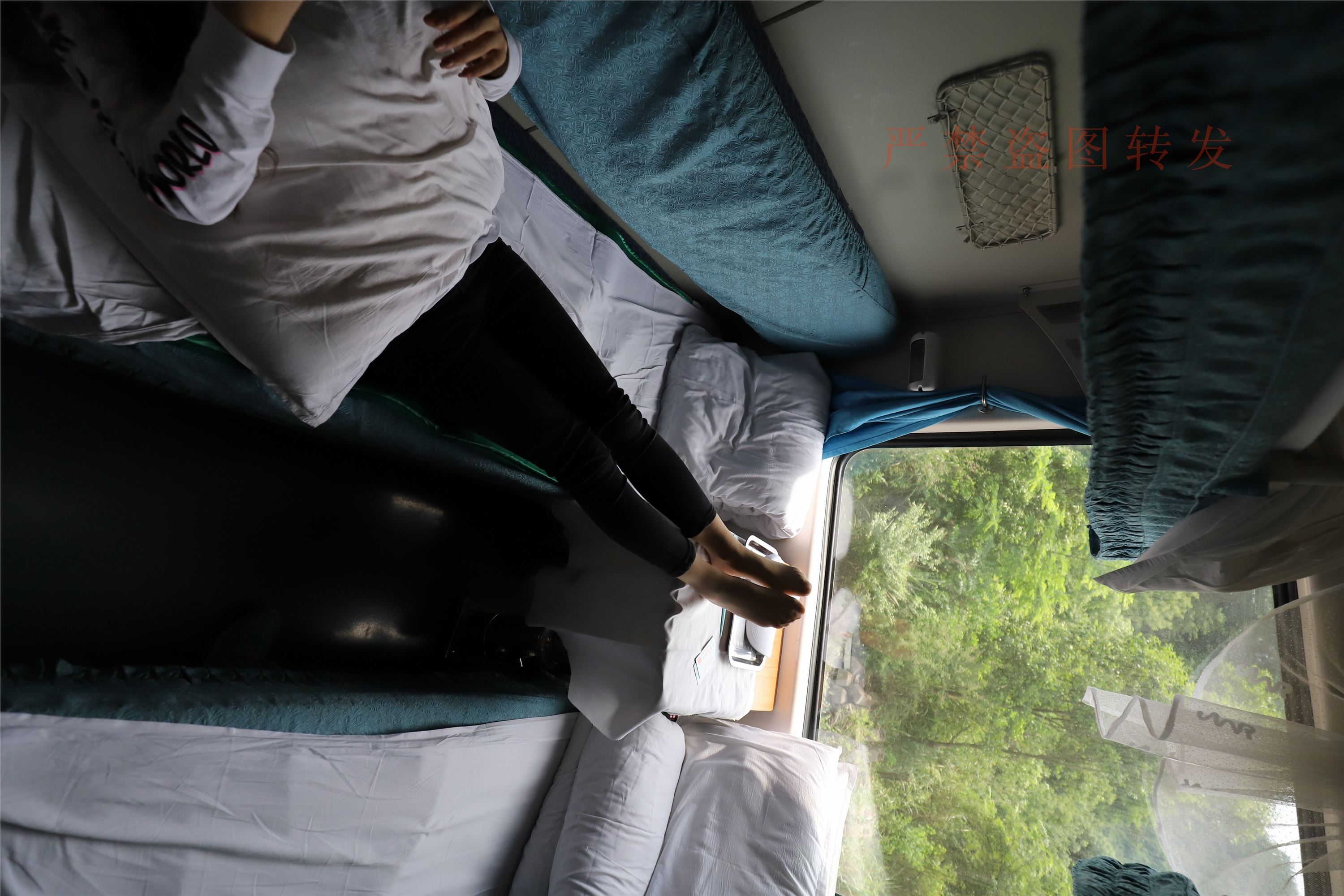 大西瓜套图  2018 5月活动 模特1 长丝