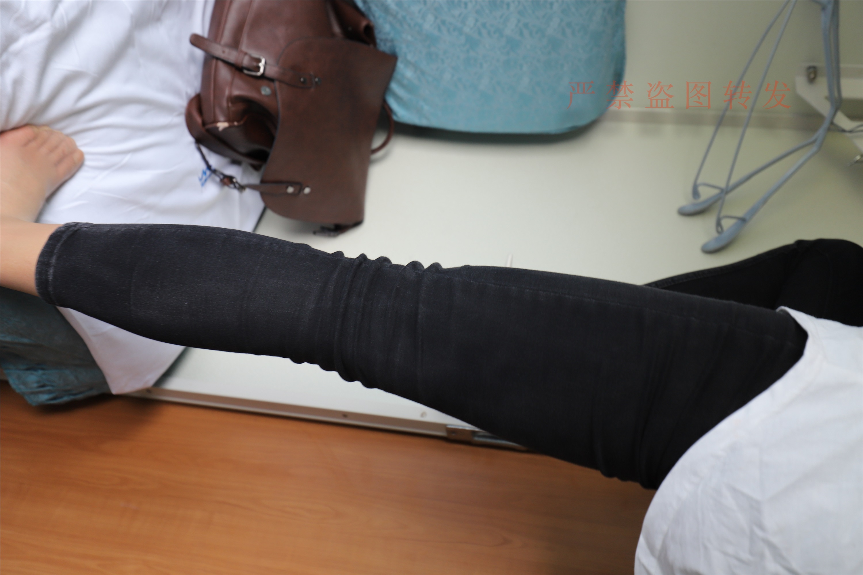 大西瓜套图  2018 5月活动 模特1 长丝