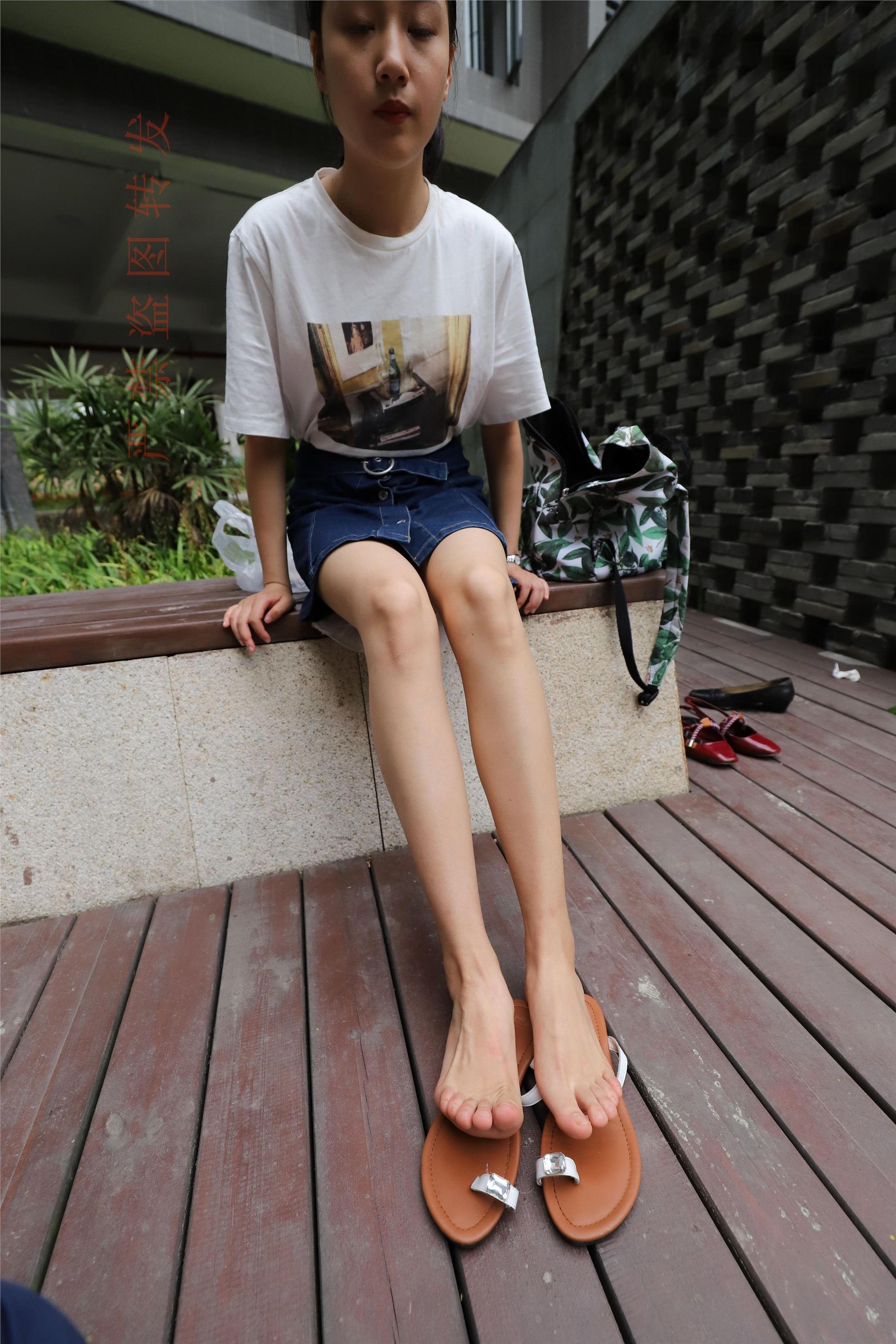 大西瓜套图  2018 5月活动 模特2 luo足1