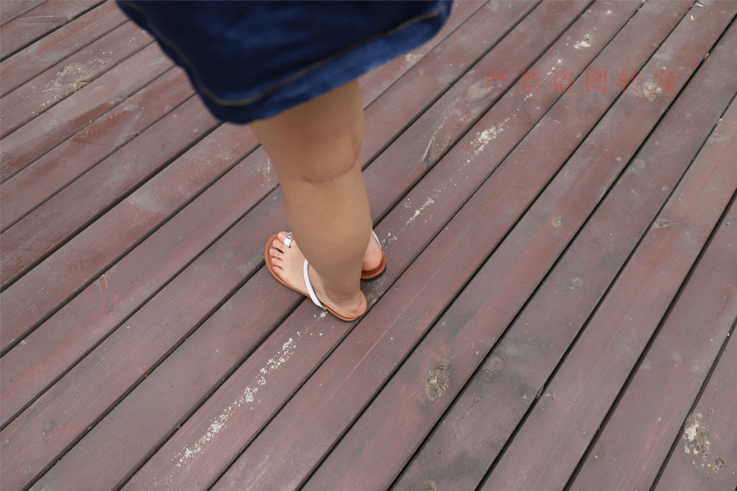 大西瓜套图  2018 5月活动 模特2 luo足1