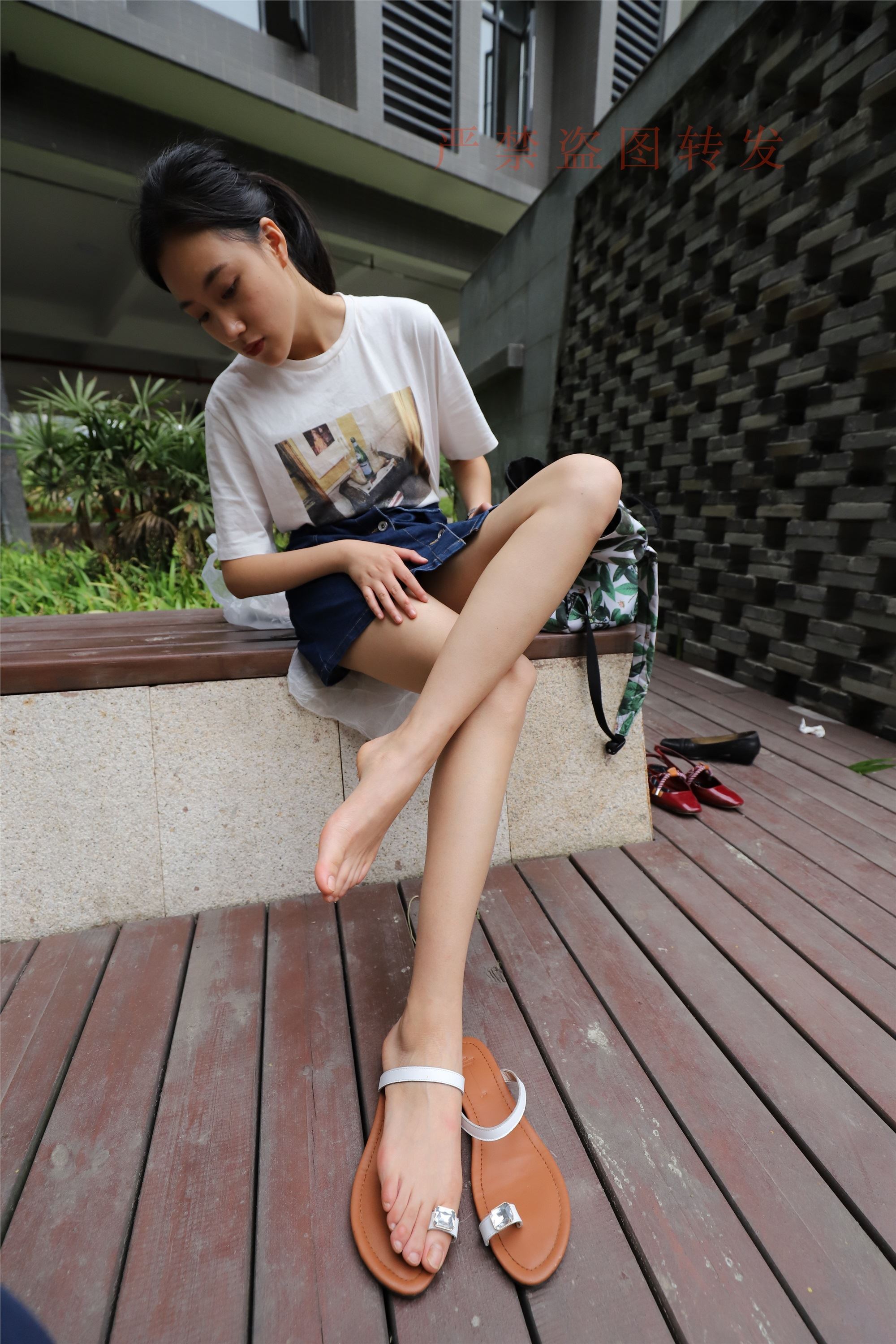 大西瓜套图  2018 5月活动 模特2 luo足1