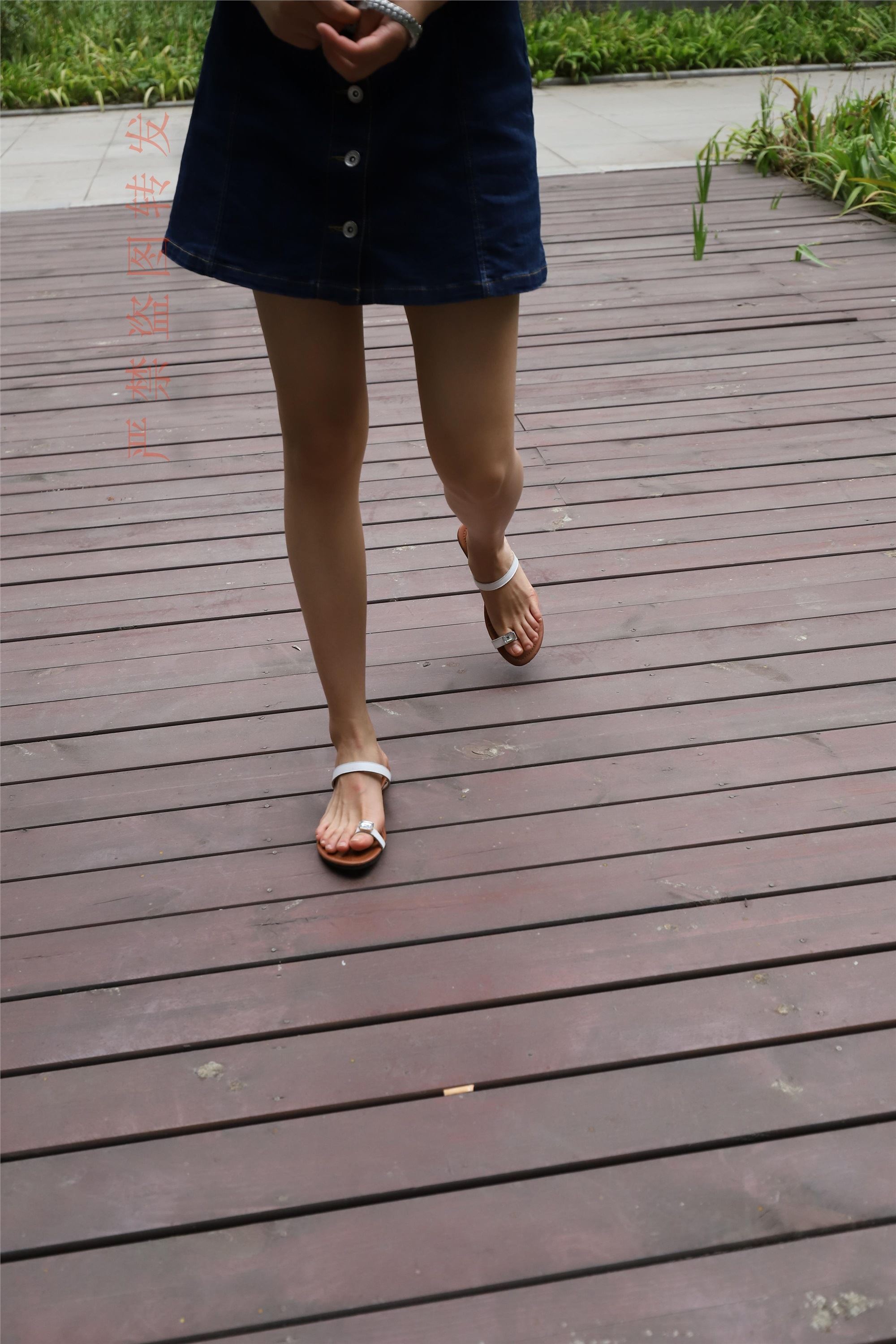 大西瓜套图  2018 5月活动 模特2 luo足2