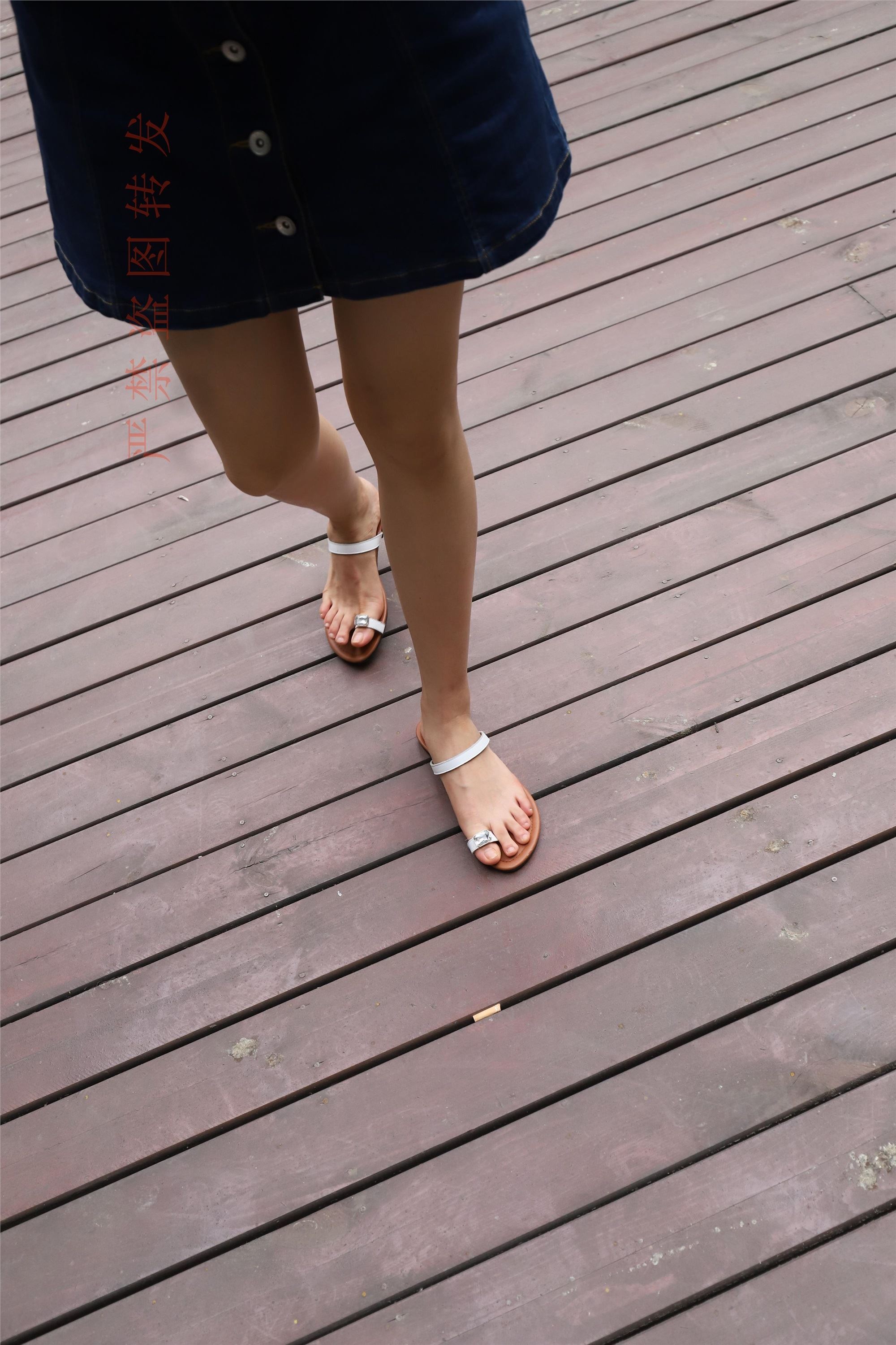 大西瓜套图  2018 5月活动 模特2 luo足2