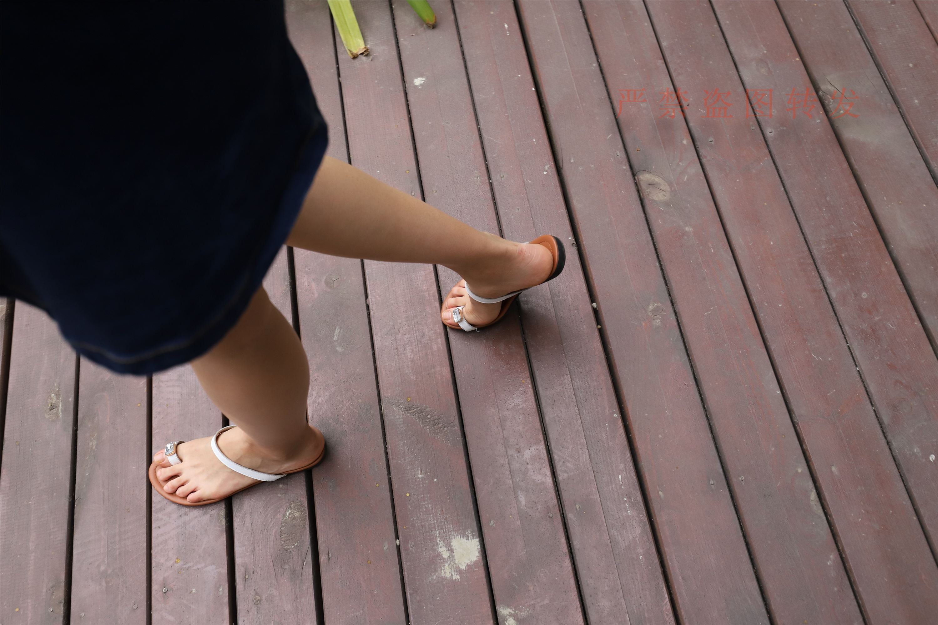 大西瓜套图  2018 5月活动 模特2 luo足2