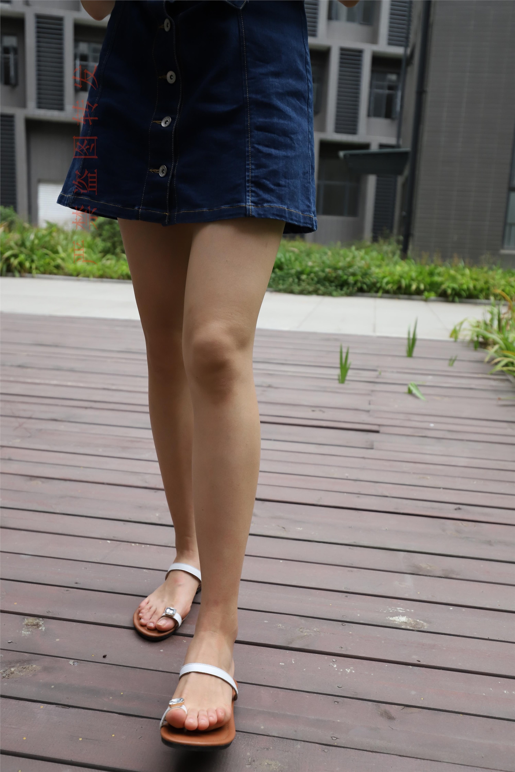 大西瓜套图  2018 5月活动 模特2 luo足2