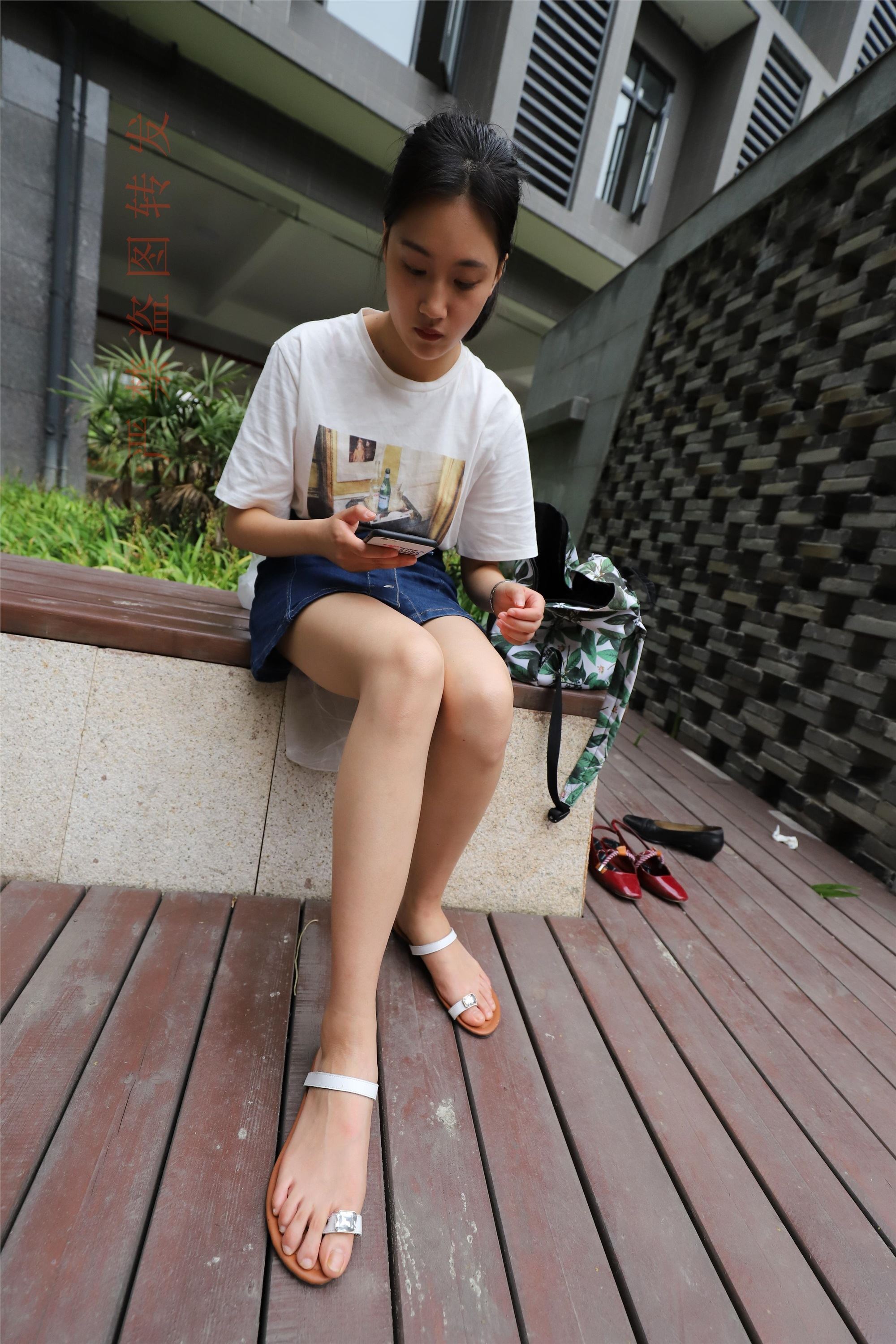 大西瓜套图  2018 5月活动 模特2 luo足2