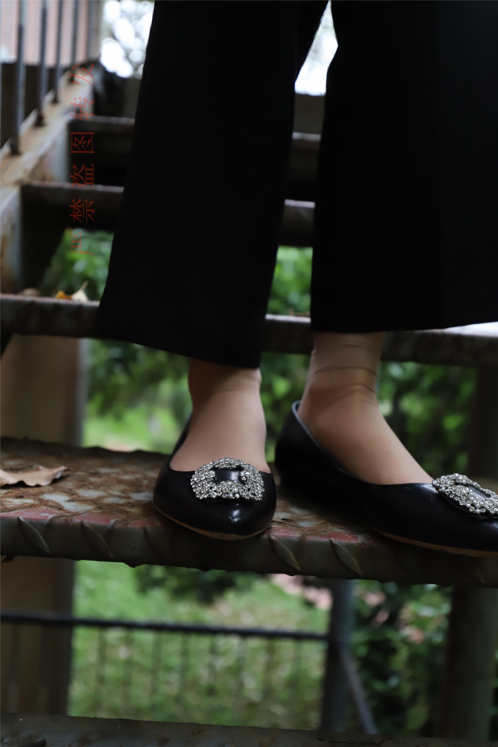 大西瓜套图  2018 4月活动 模特一 制服长裤1