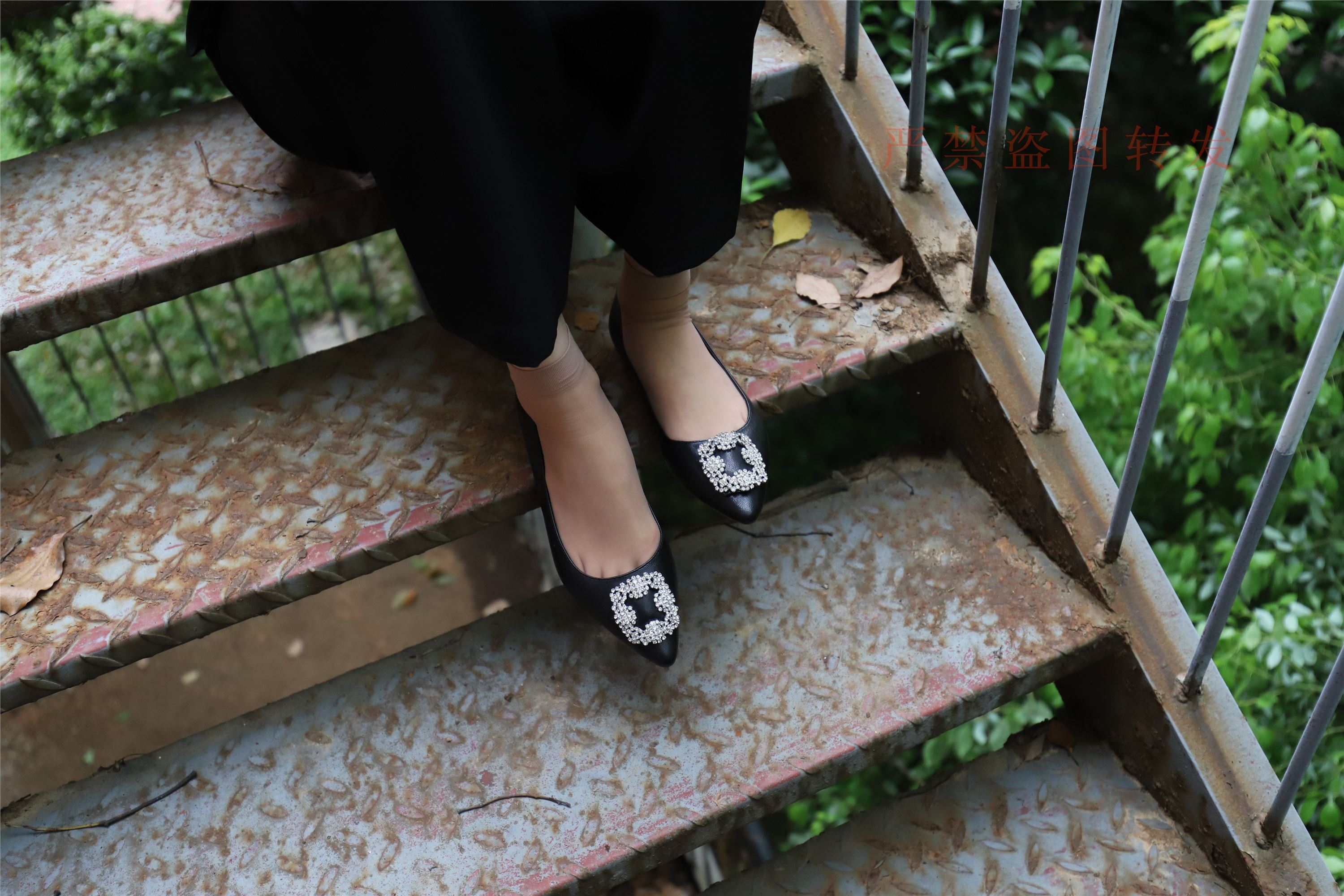 大西瓜套图  2018 4月活动 模特一 制服长裤1