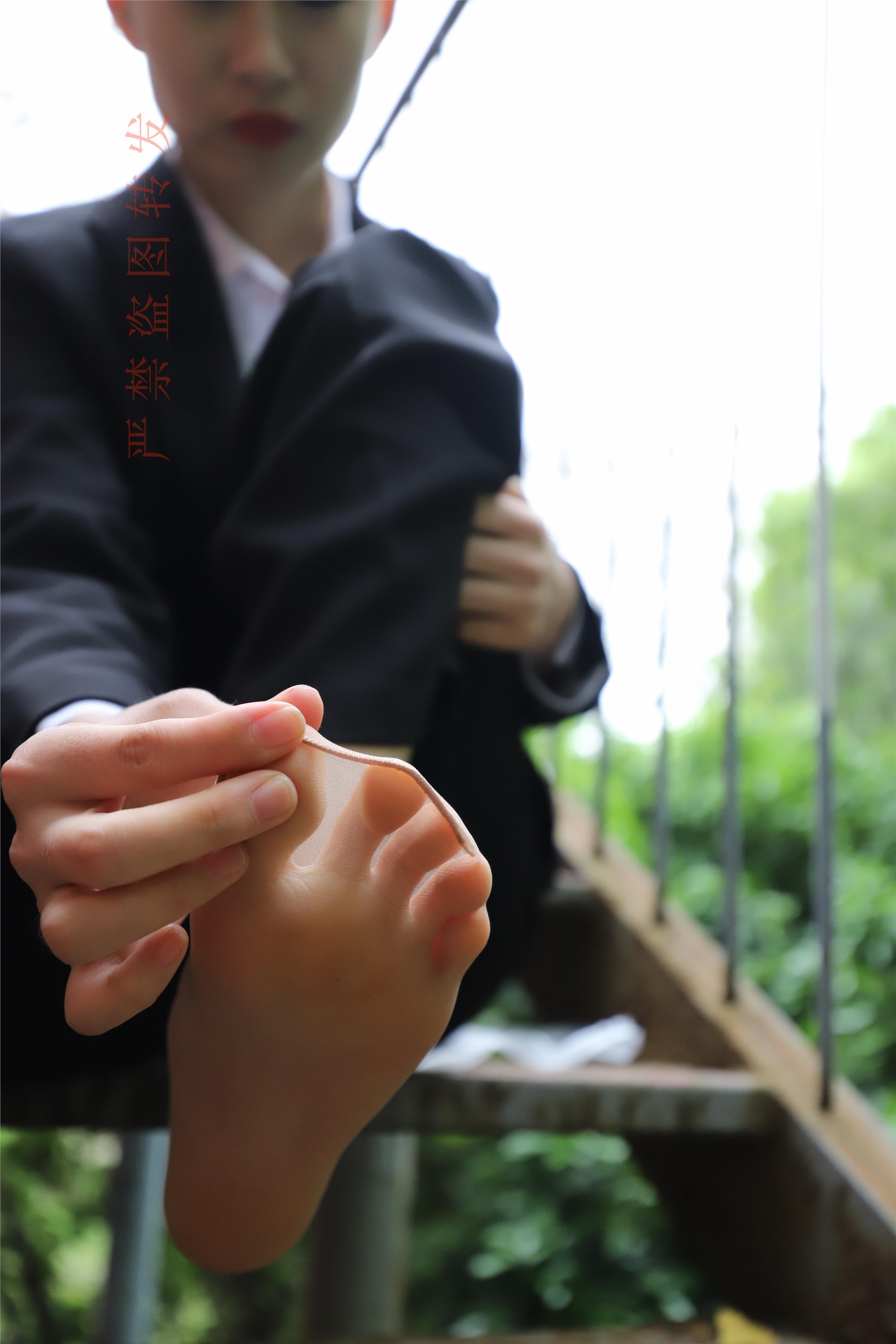 大西瓜套图  2018 4月活动 模特一 制服长裤2