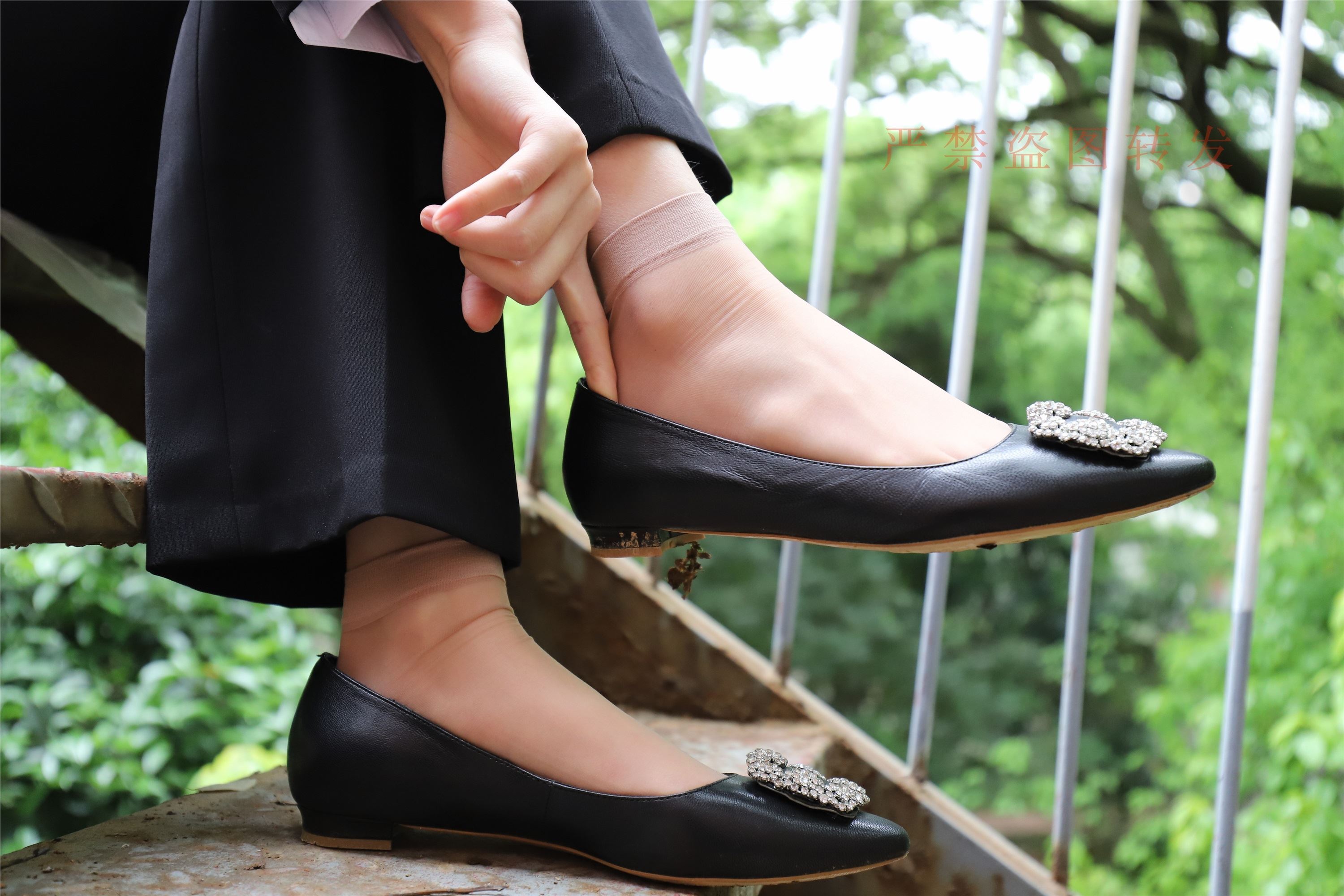 大西瓜套图  2018 4月活动 模特一 制服长裤2