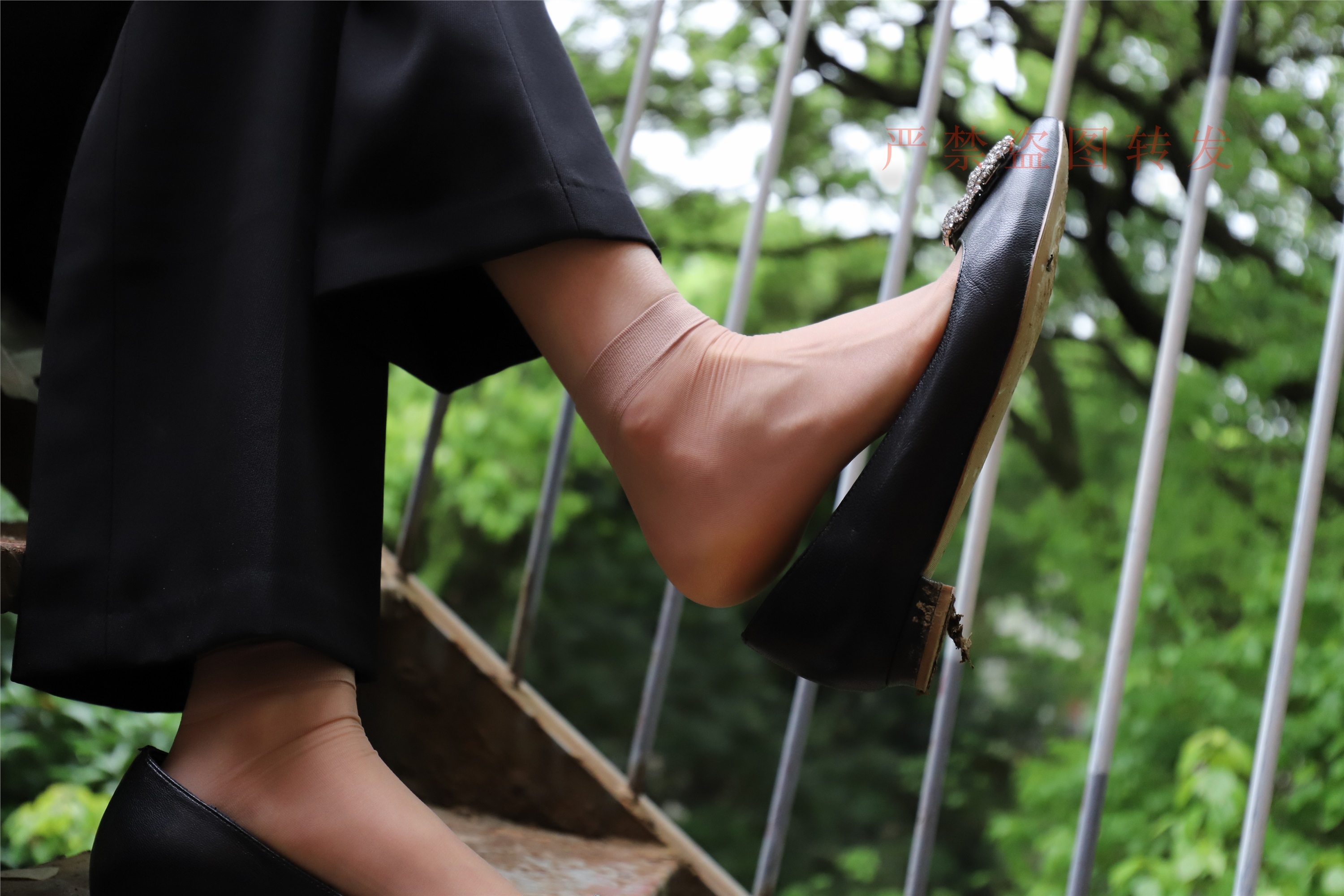 大西瓜套图  2018 4月活动 模特一 制服长裤2