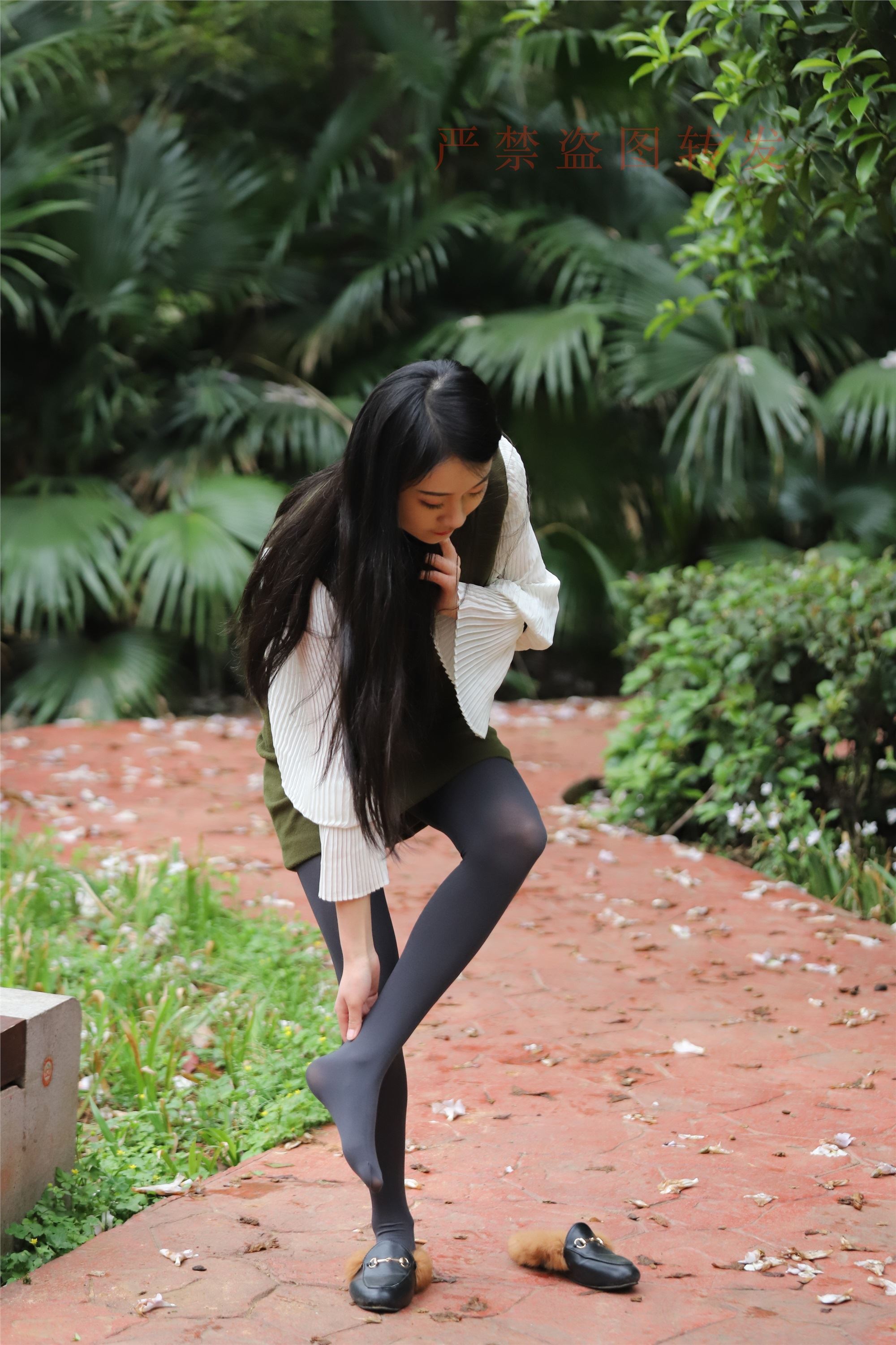 大西瓜套图  2018 4月活动 模特一灰厚2