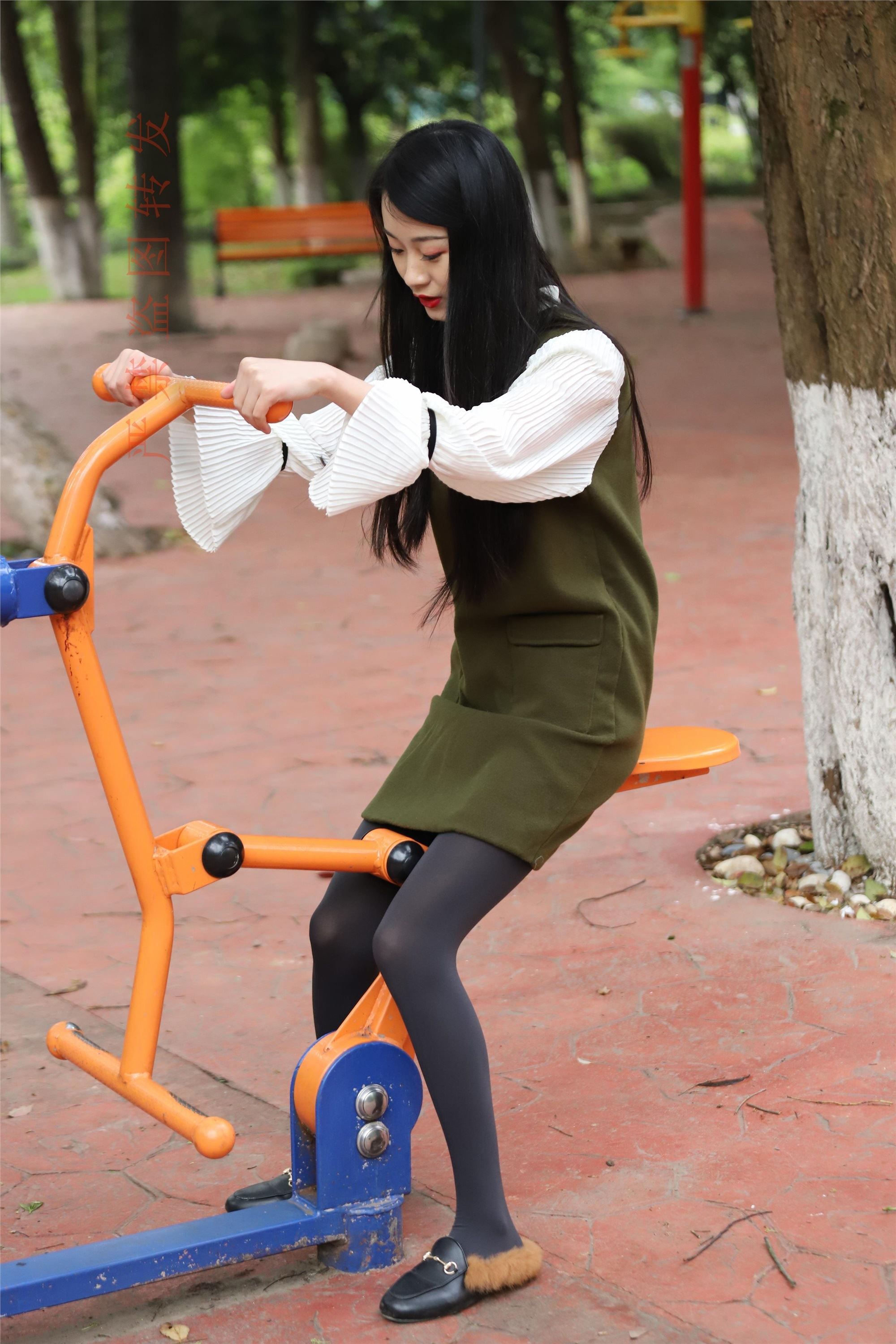 大西瓜套图  2018 4月活动 模特一灰厚2