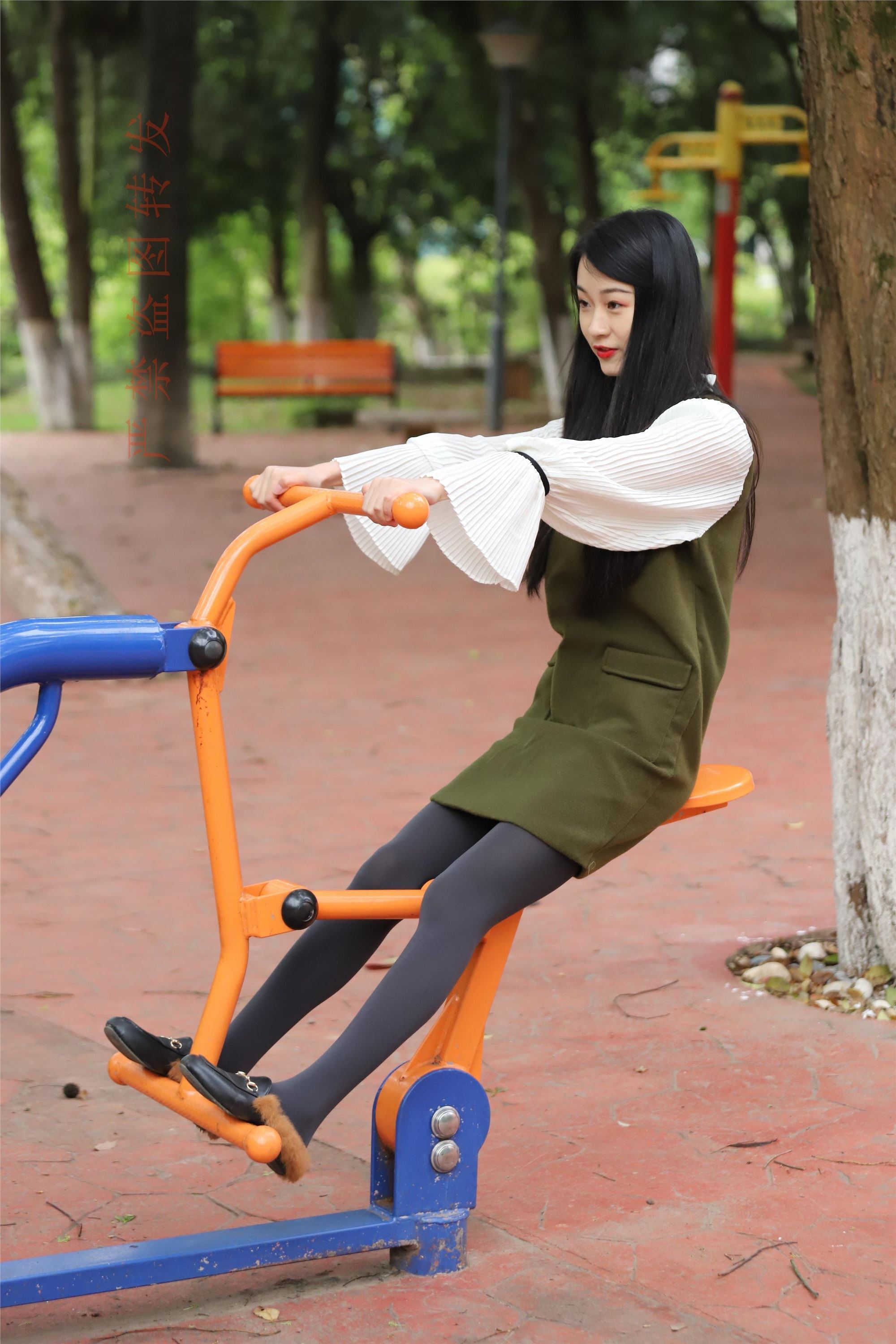 大西瓜套图  2018 4月活动 模特一灰厚2