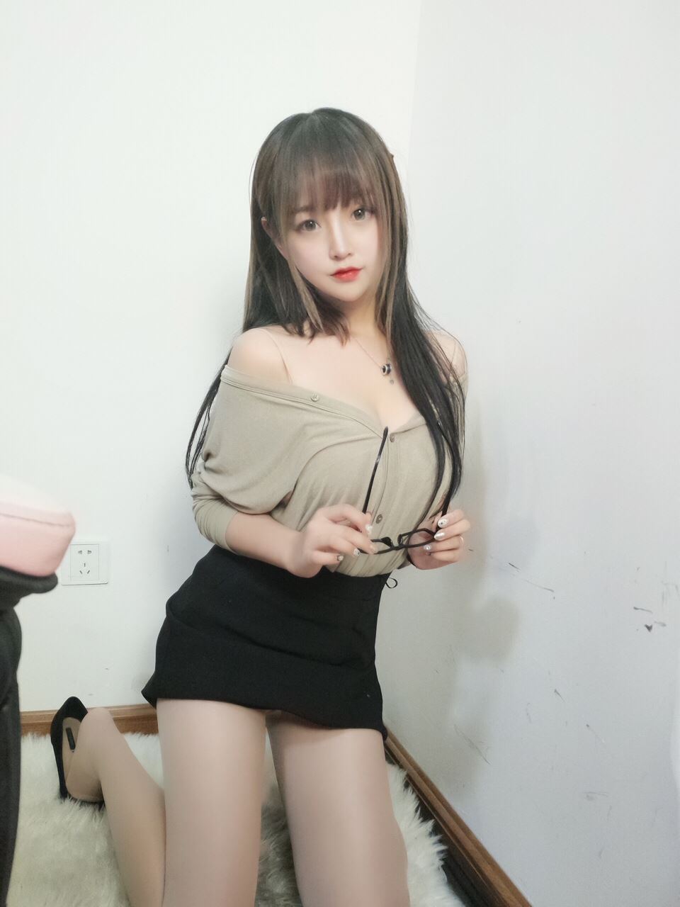 过期米线线喵 肉色丝袜