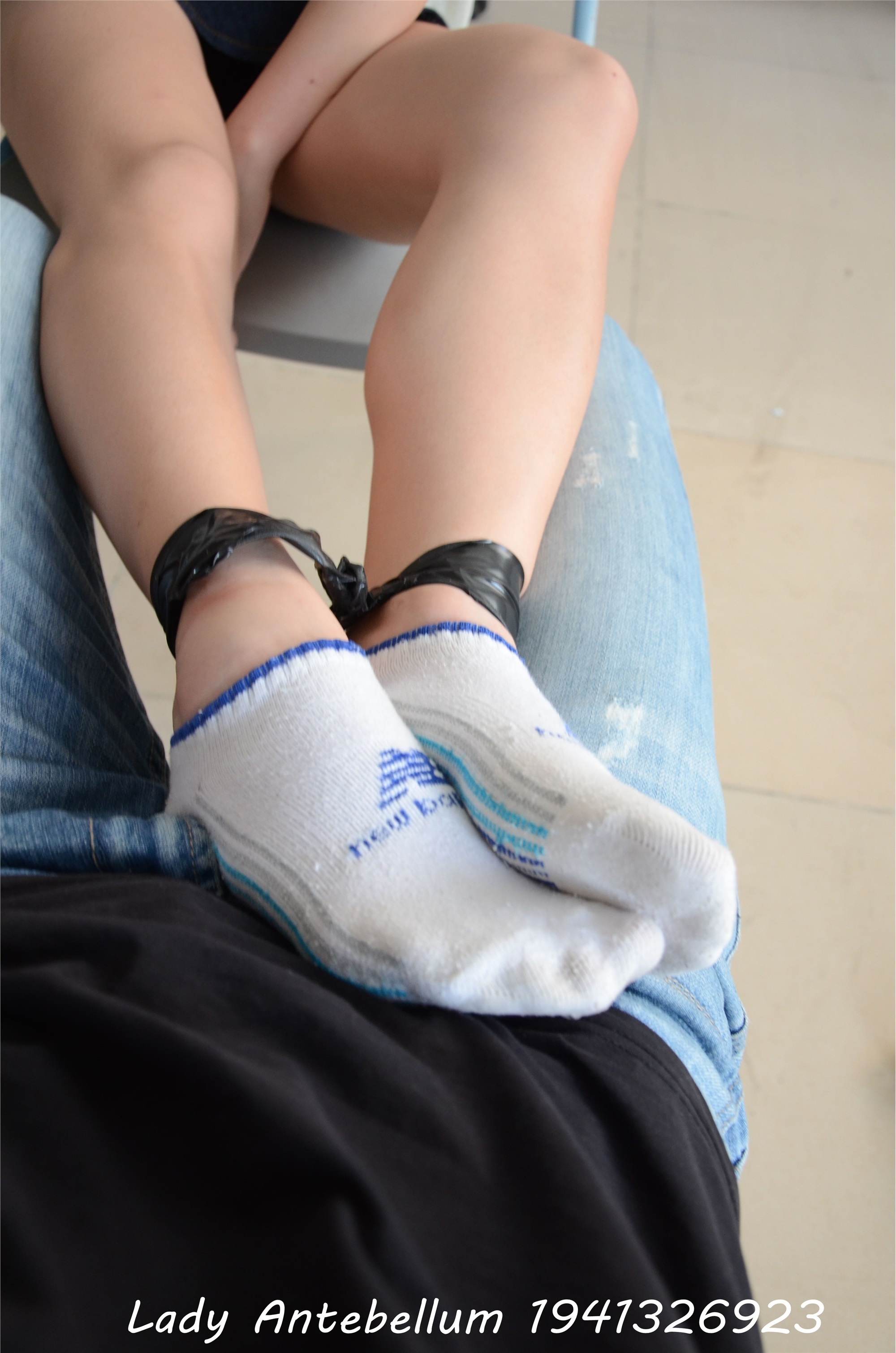 战前女神  恋足美腿棉袜女神级摄影套图 096