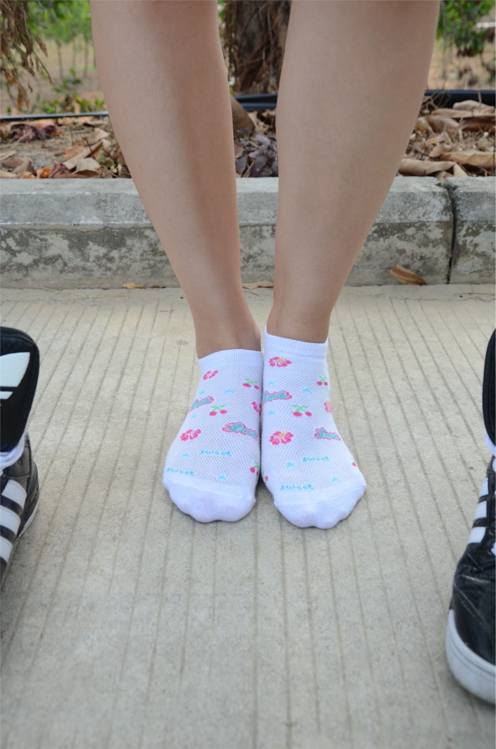 战前女神  恋足美腿棉袜女神级摄影套图 098