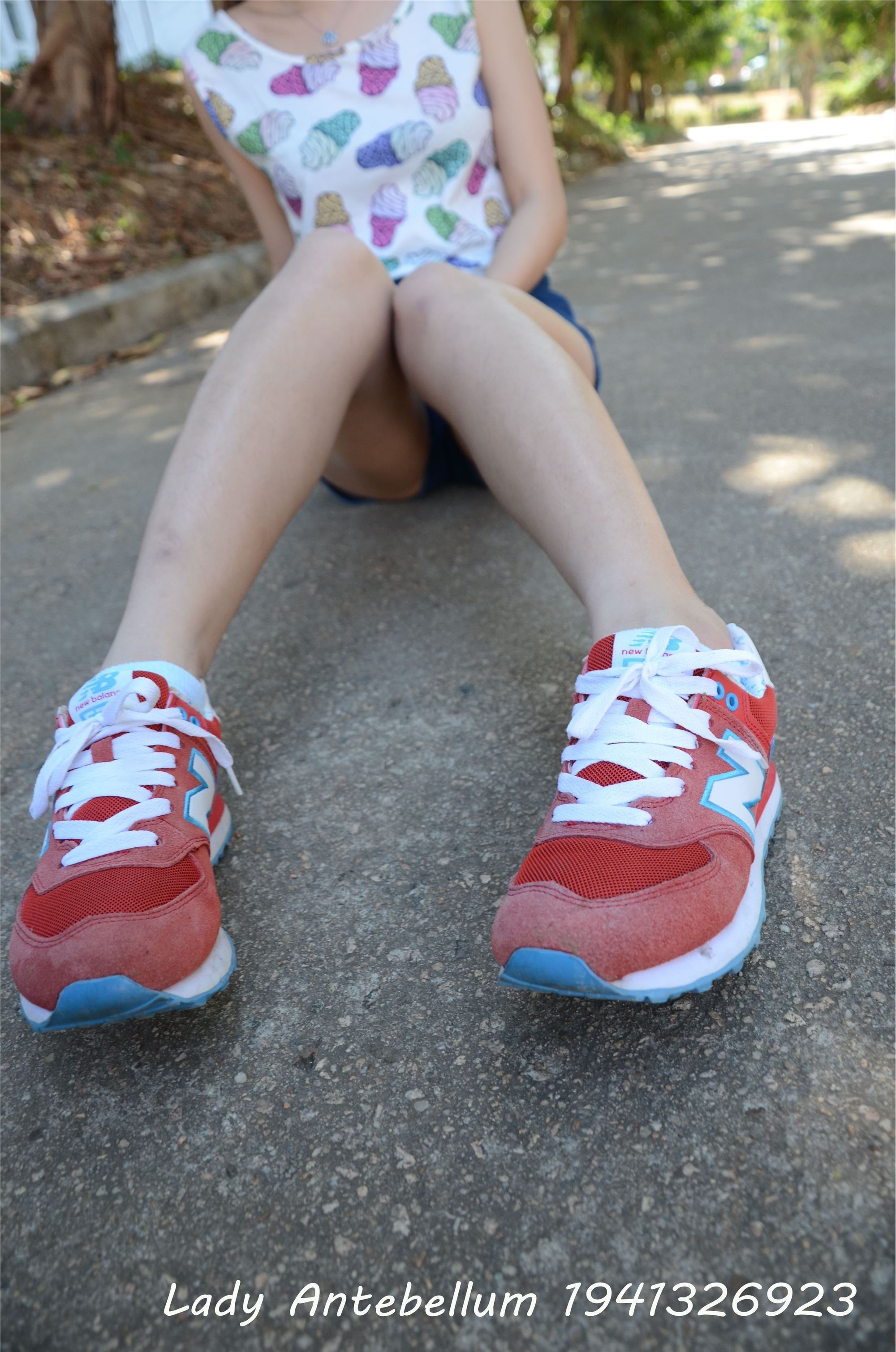 战前女神  恋足美腿棉袜女神级摄影套图 100