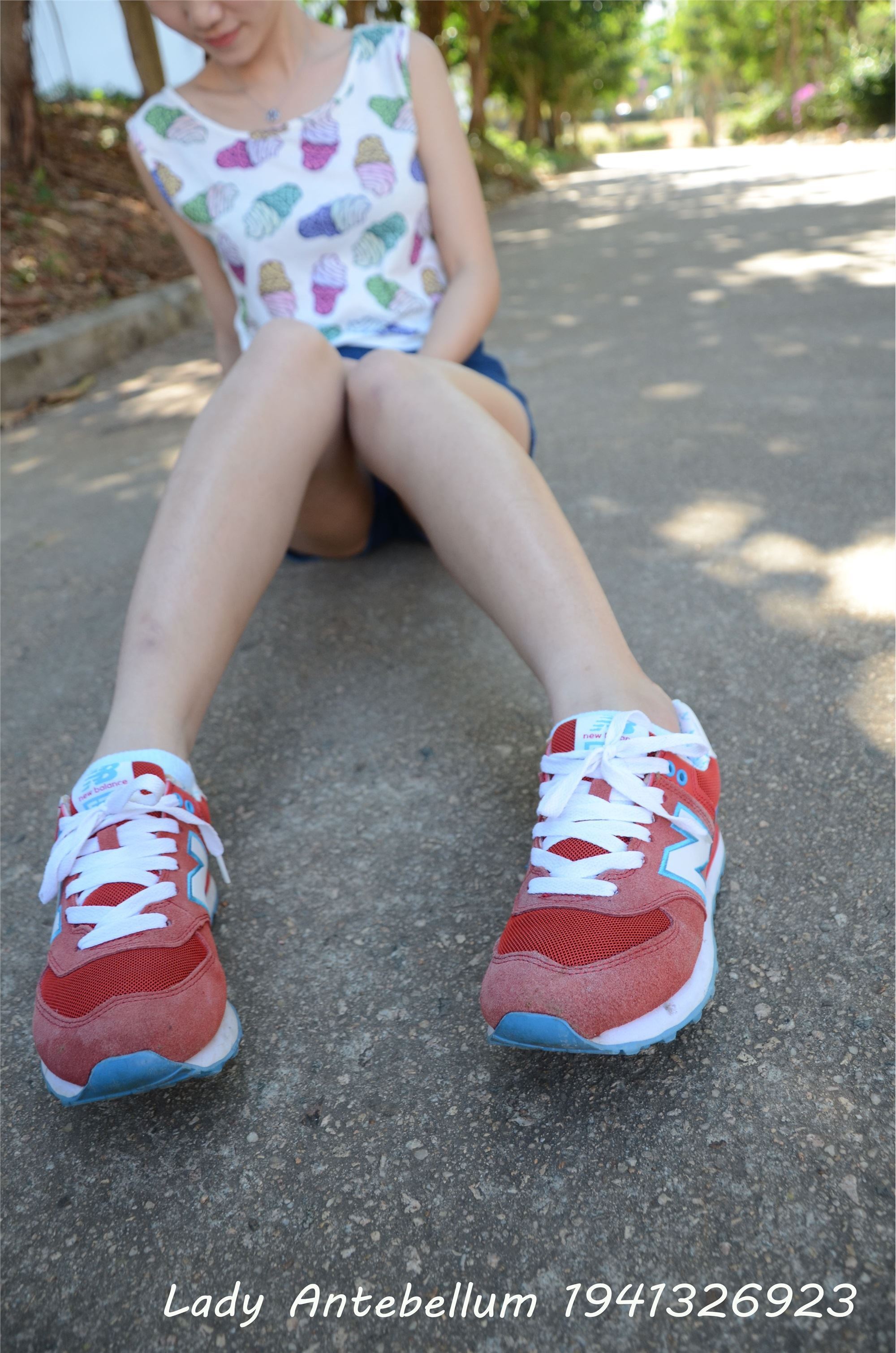 战前女神  恋足美腿棉袜女神级摄影套图 100