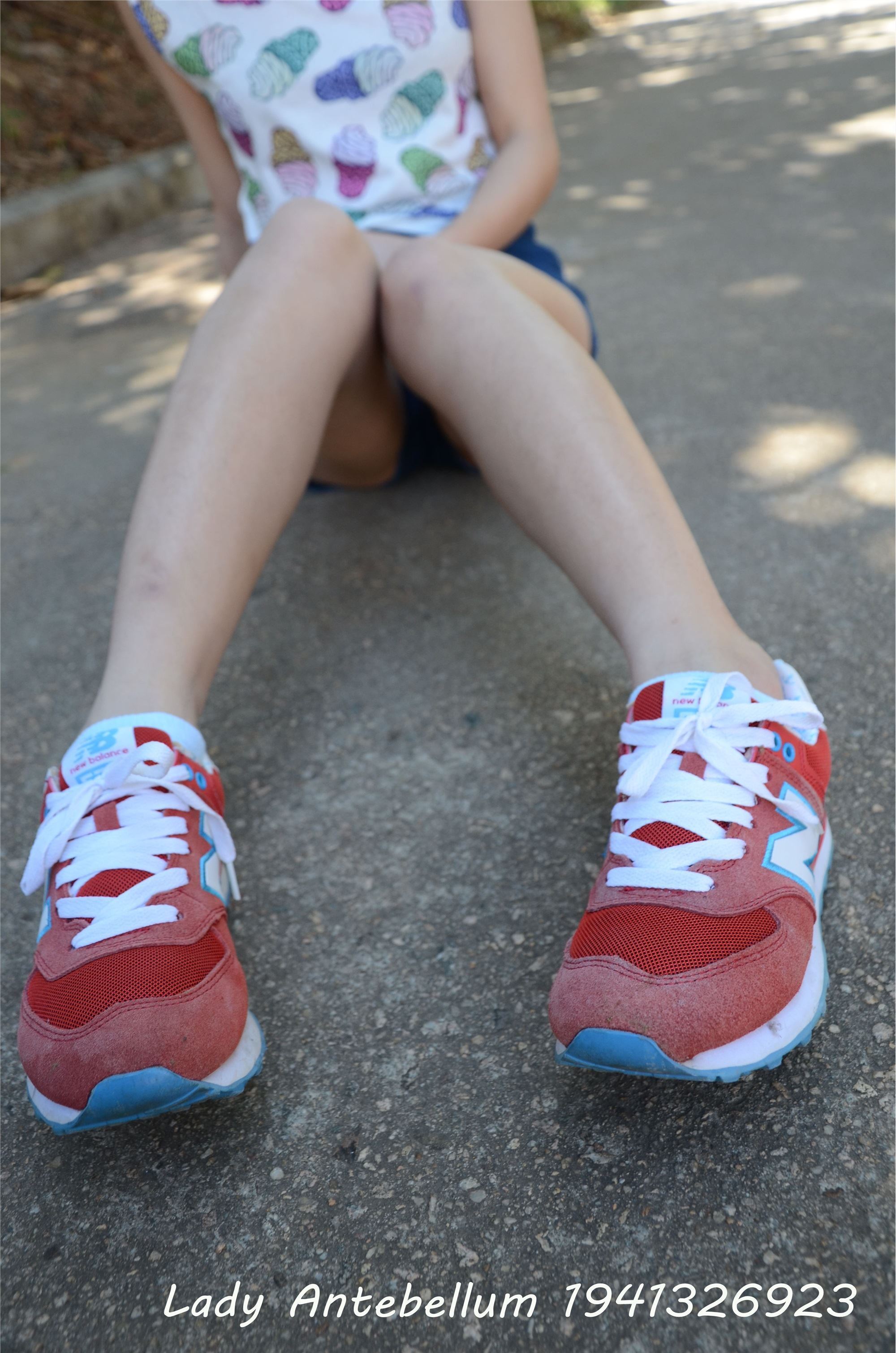 战前女神  恋足美腿棉袜女神级摄影套图 100