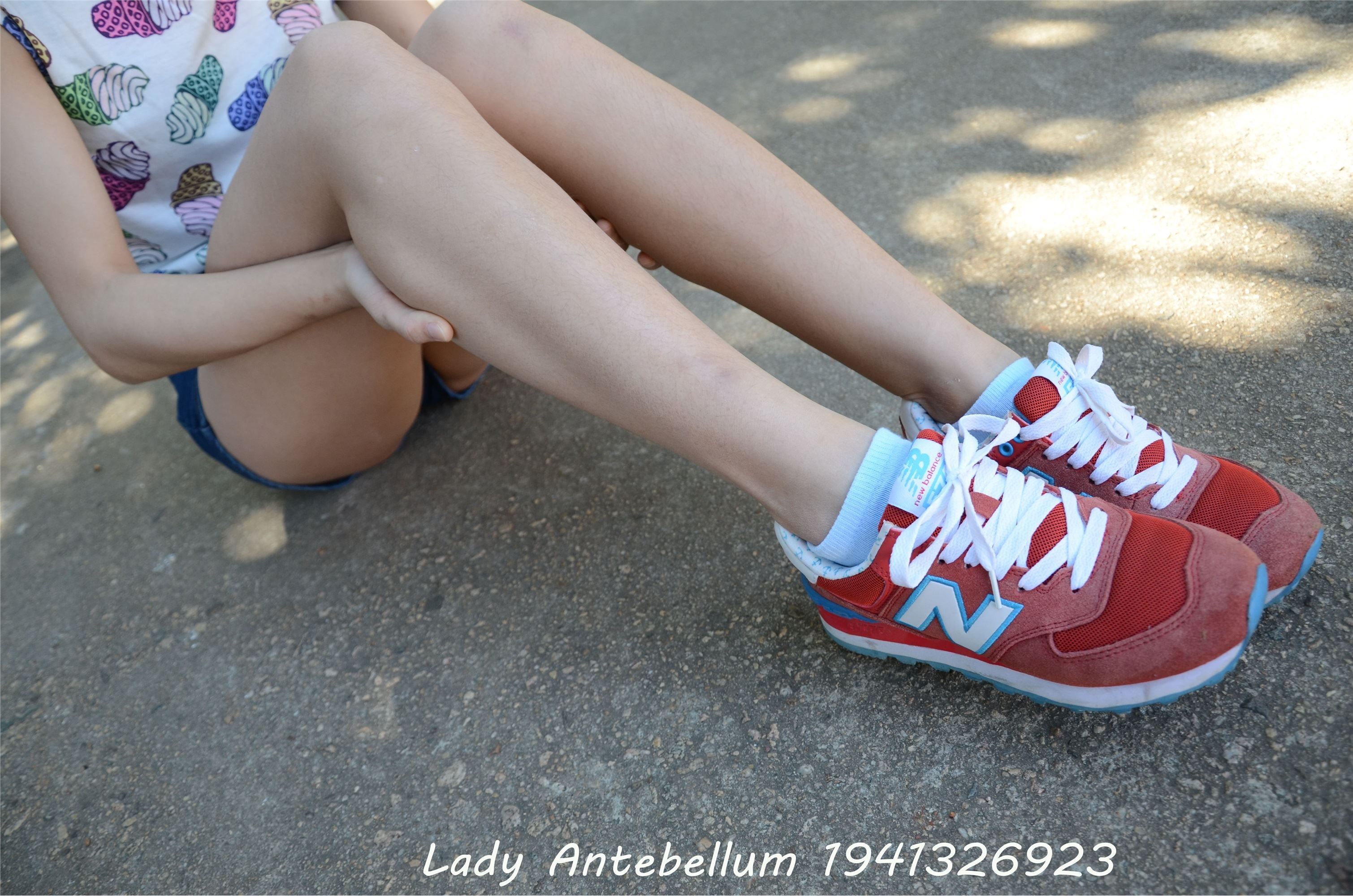 战前女神  恋足美腿棉袜女神级摄影套图 100