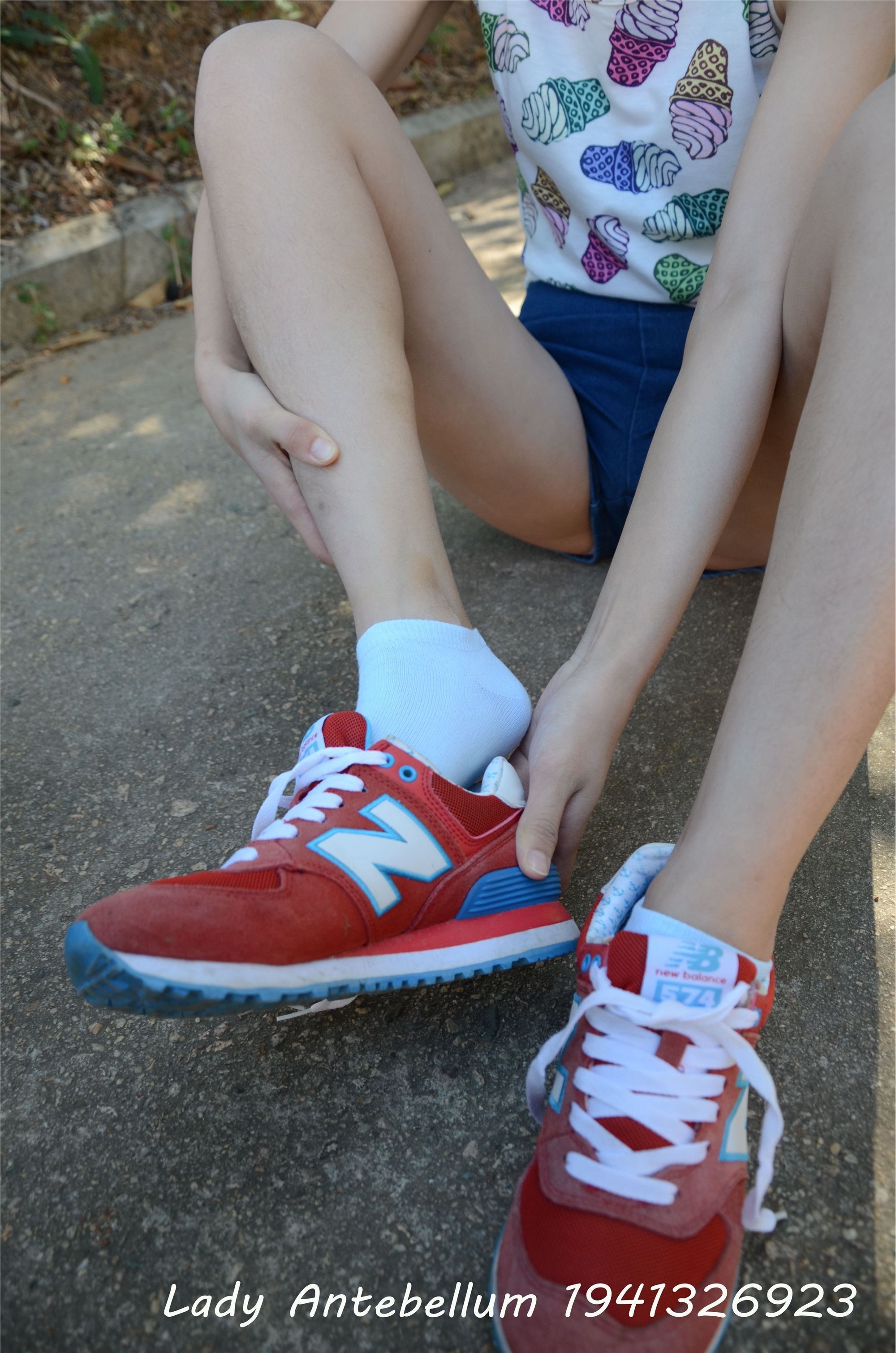 战前女神  恋足美腿棉袜女神级摄影套图 100