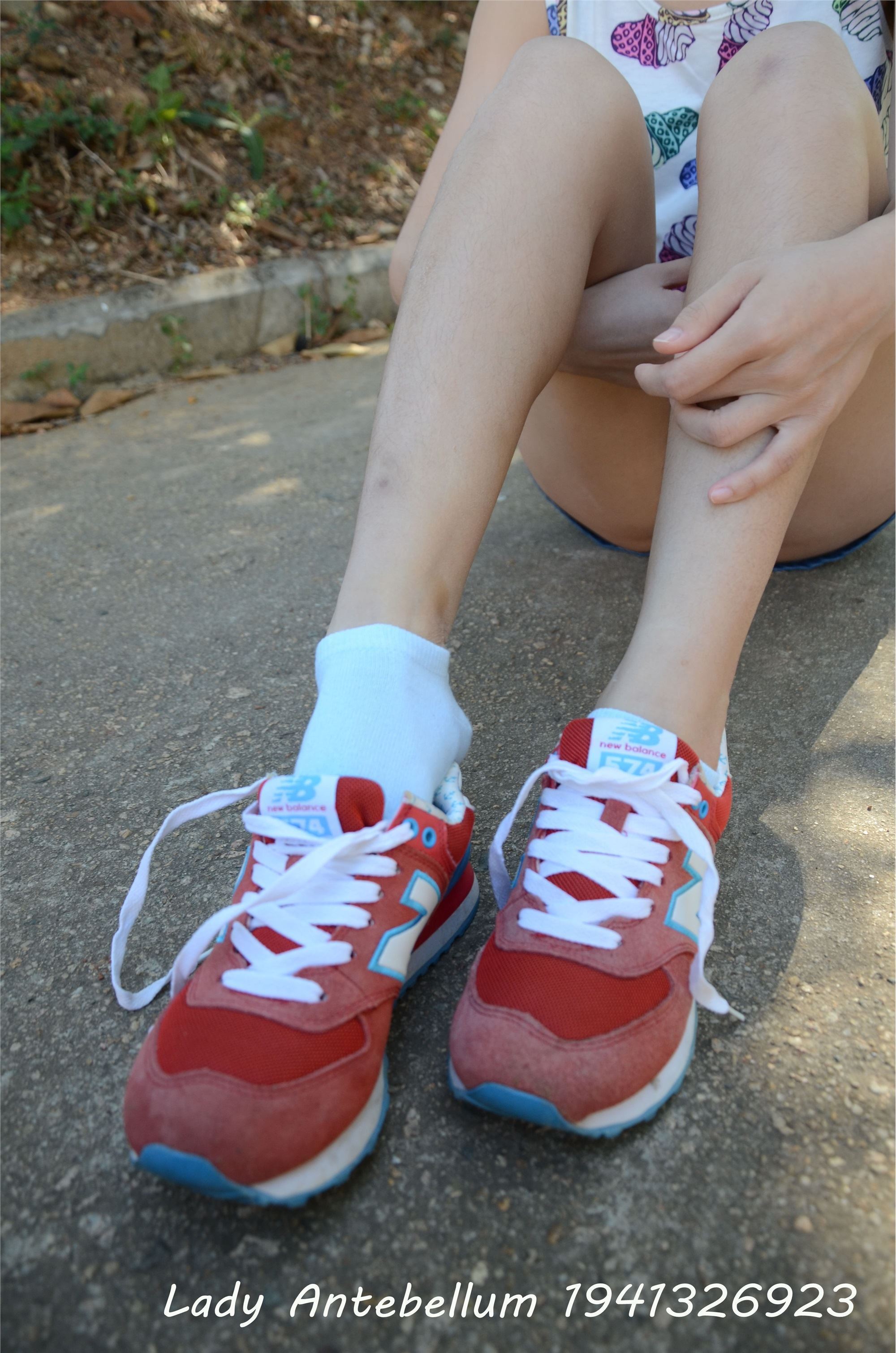 战前女神  恋足美腿棉袜女神级摄影套图 100