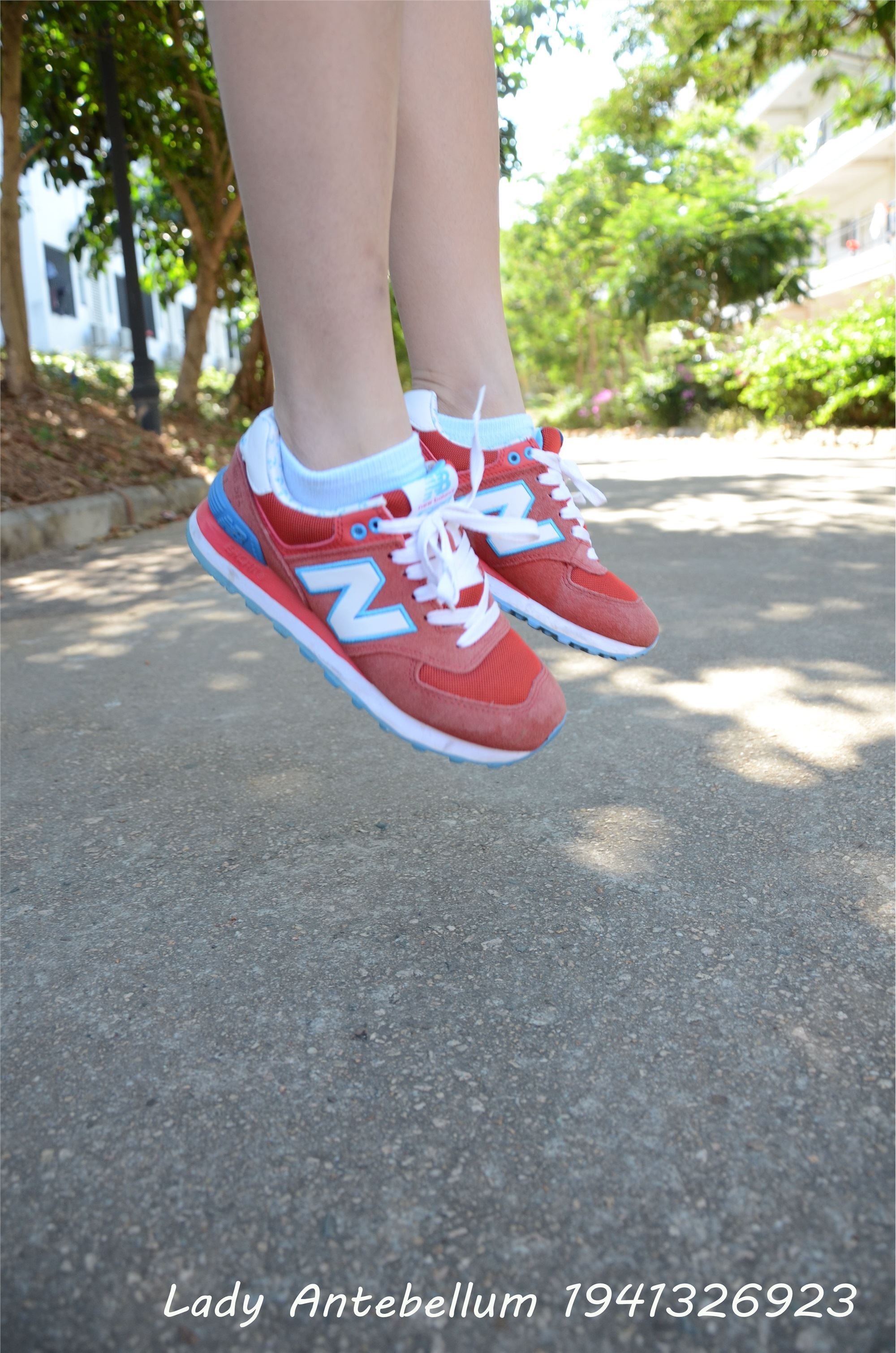 战前女神  恋足美腿棉袜女神级摄影套图 100