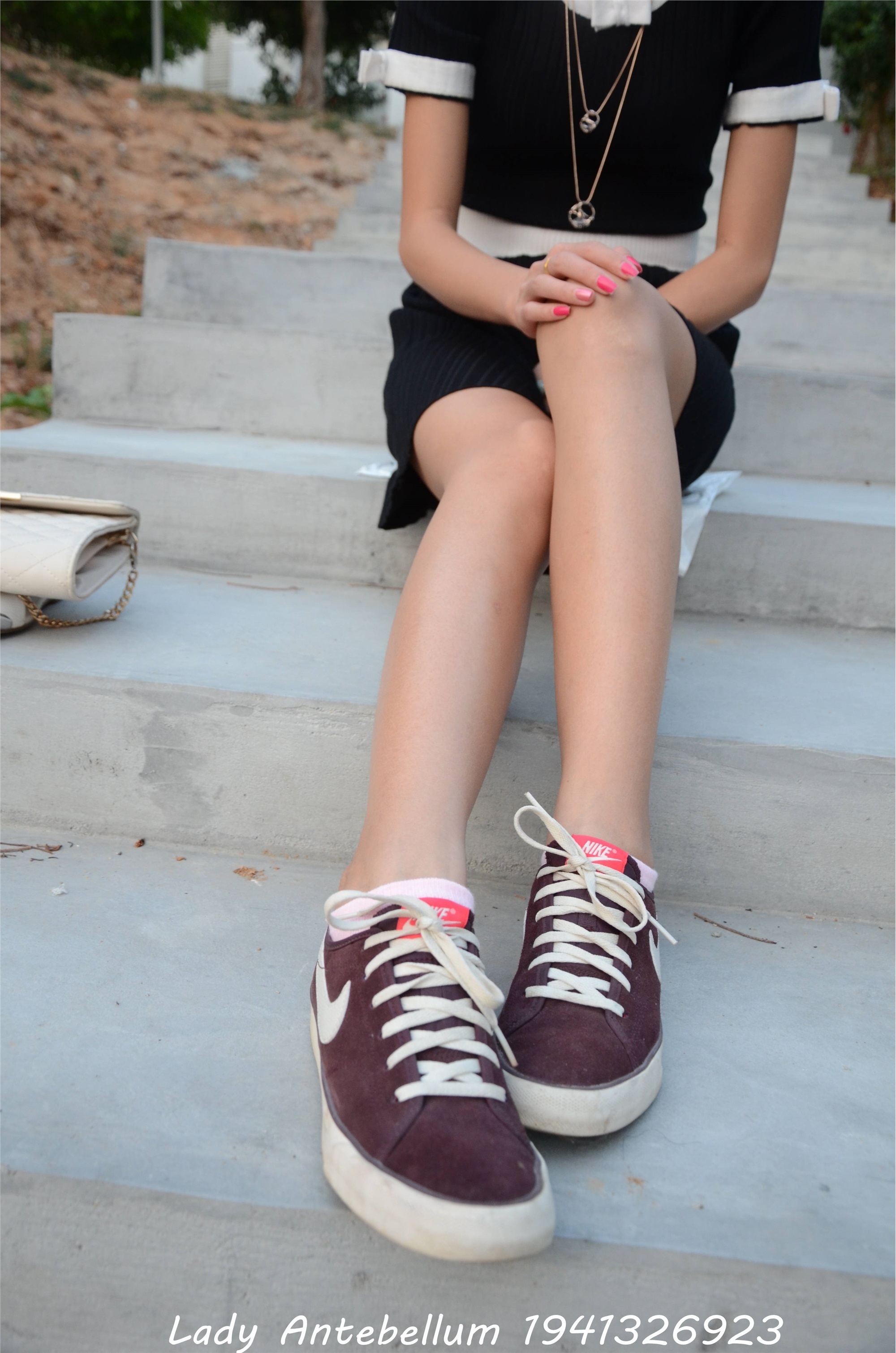 战前女神  恋足美腿棉袜女神级摄影套图 101