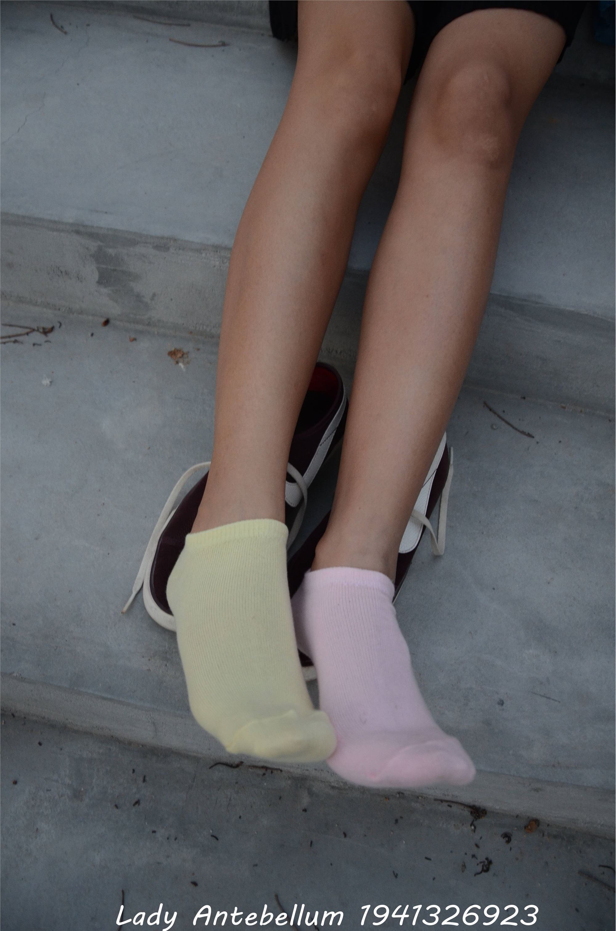 战前女神  恋足美腿棉袜女神级摄影套图 101